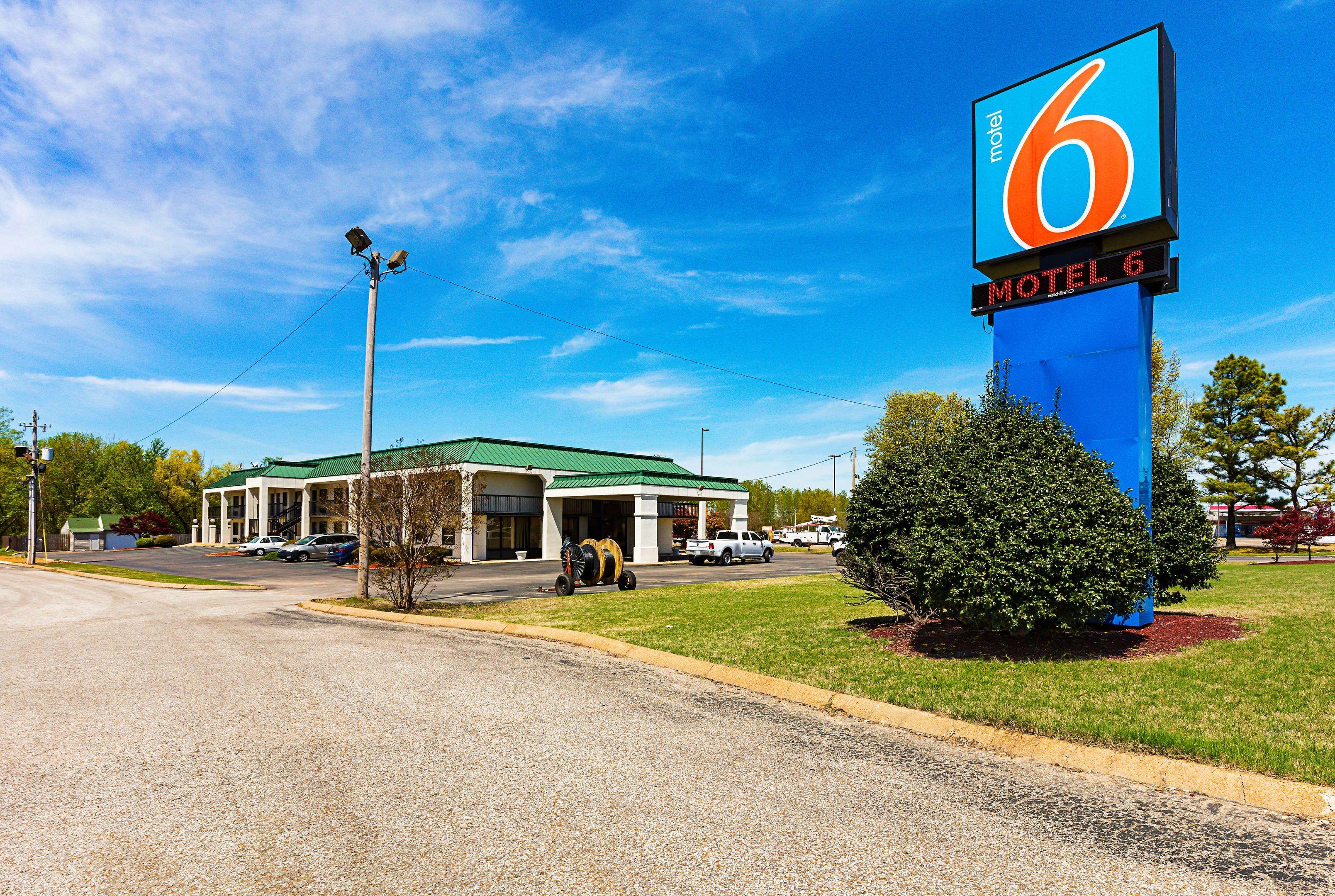 Motel 6 Covington