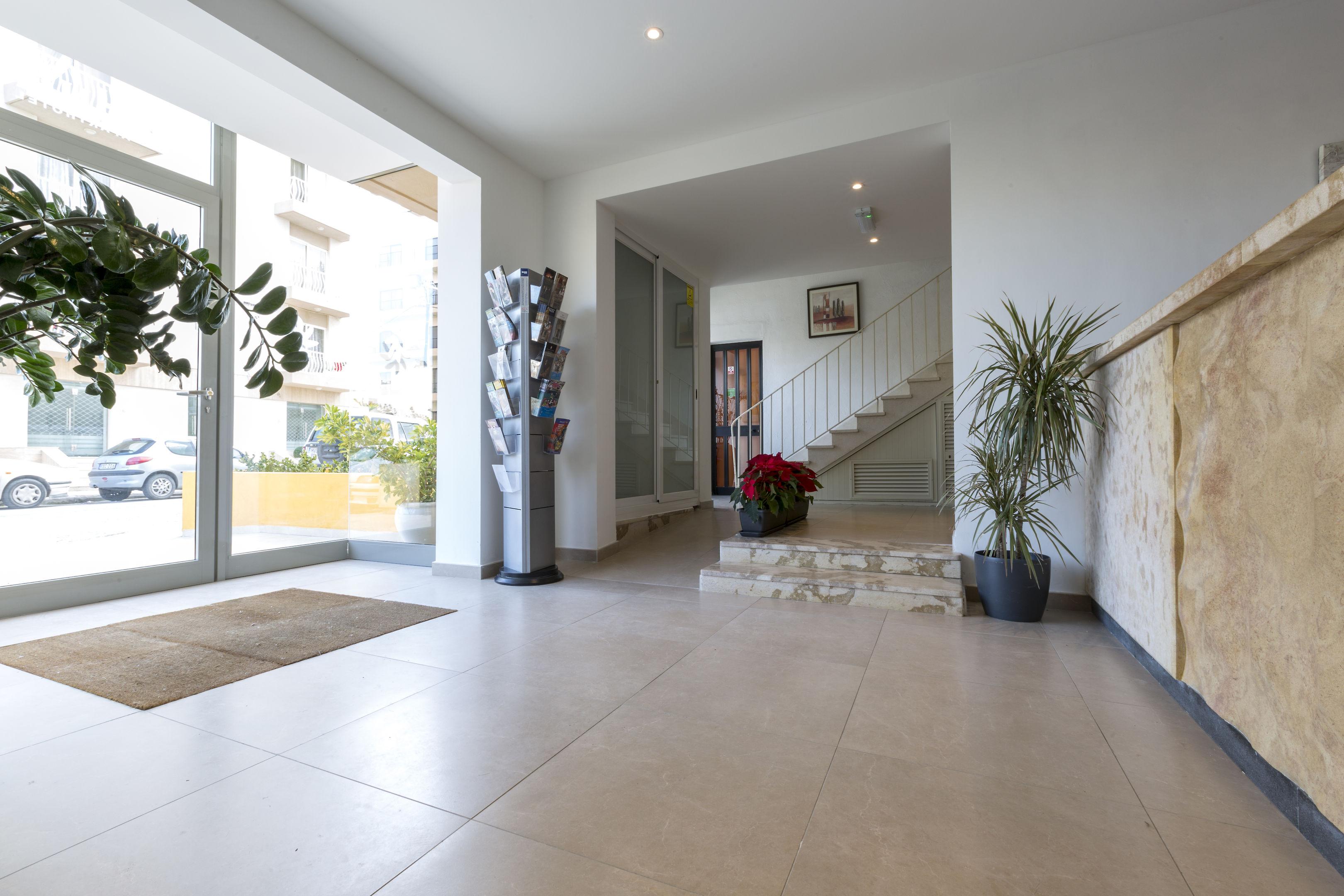 Huli Hotel & Apartments — photo 4