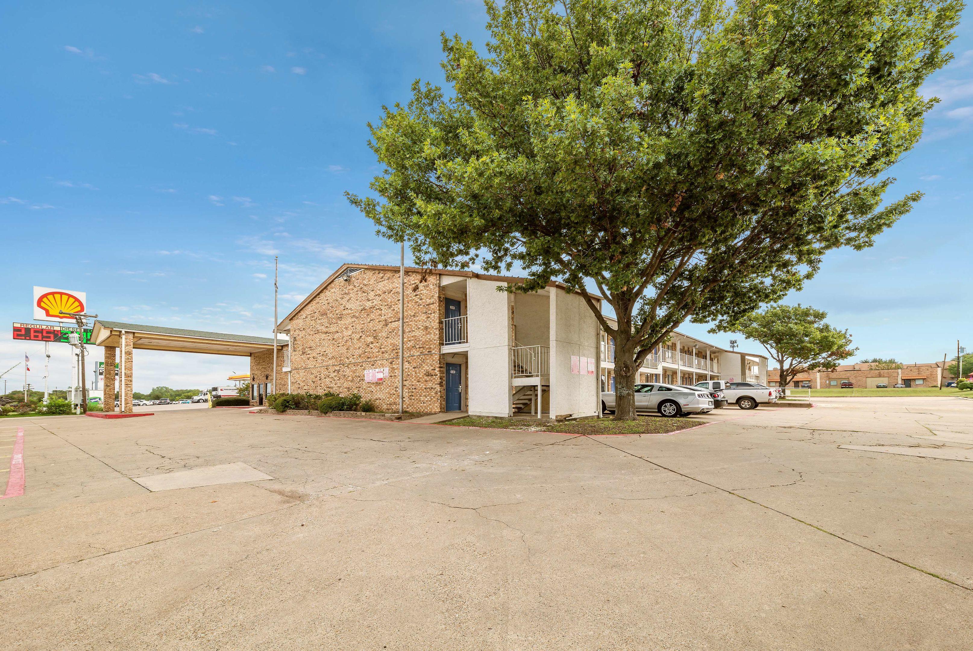 Motel 6 Dallas - Red Oak — photo 4