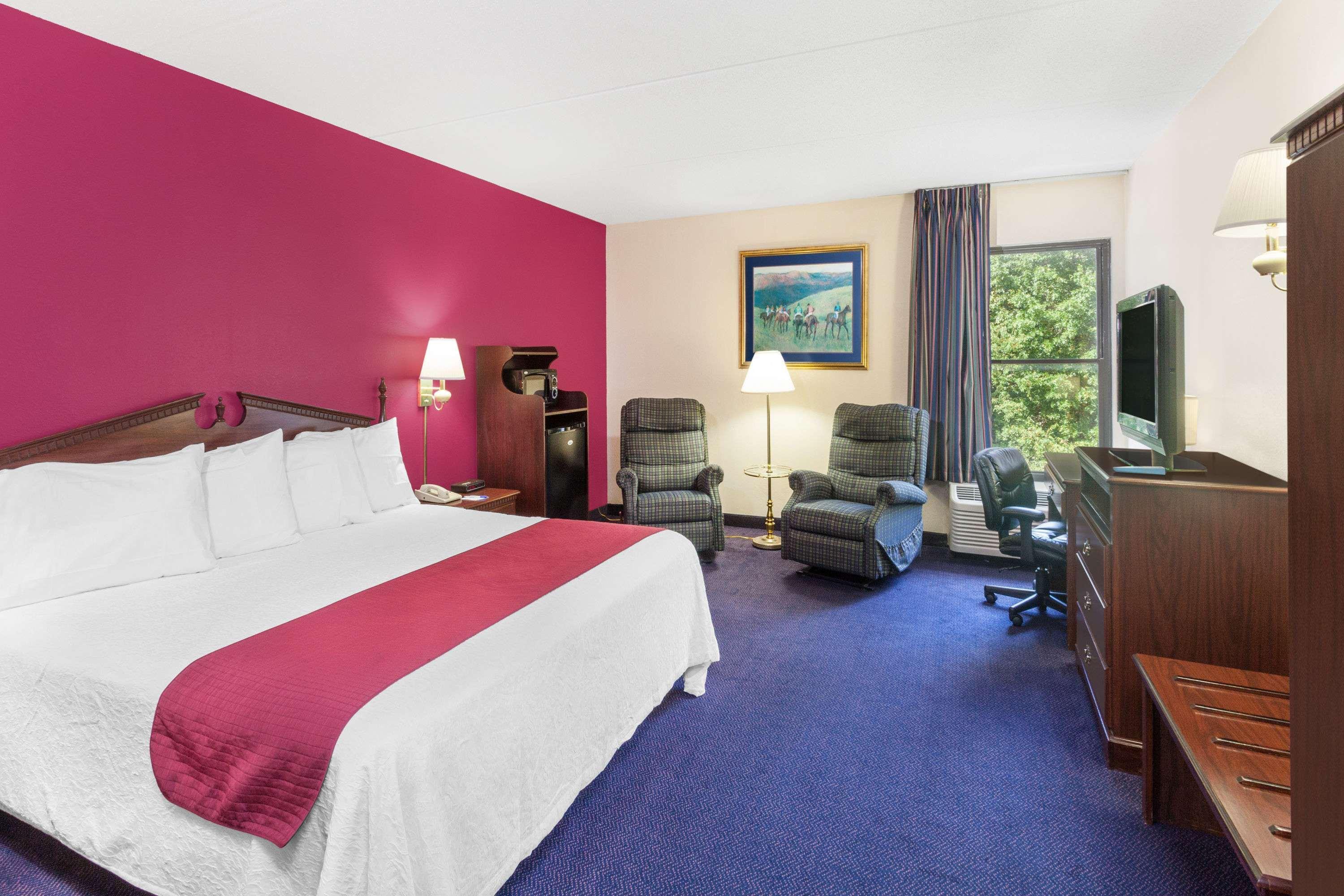 Baymont Inn & Suites London KY — photo 4