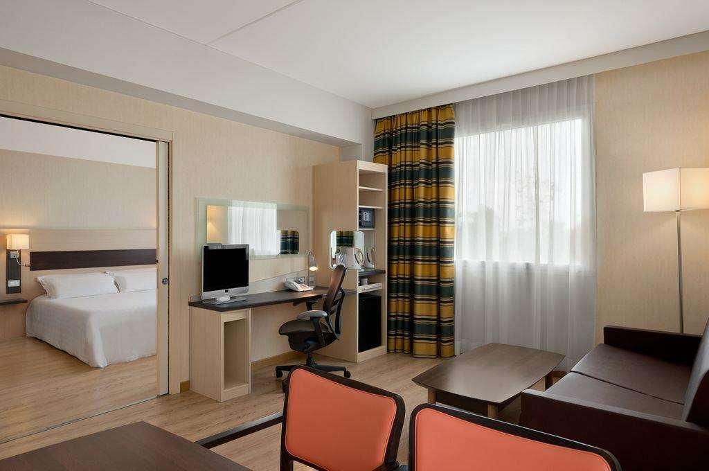 Hilton Garden Inn Rome Airport — photo 4
