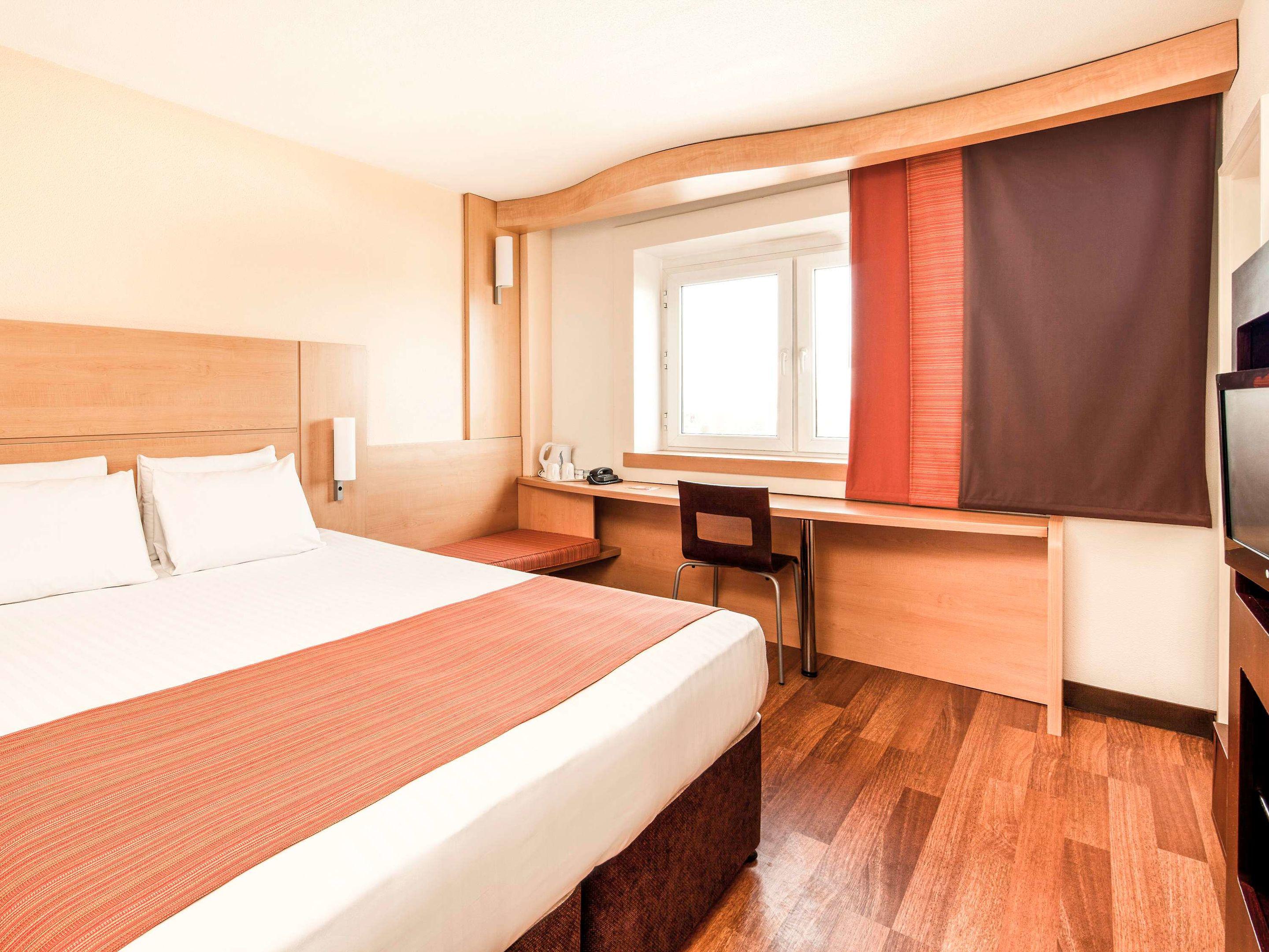 ibis Stevenage Centre Hotel — photo 3