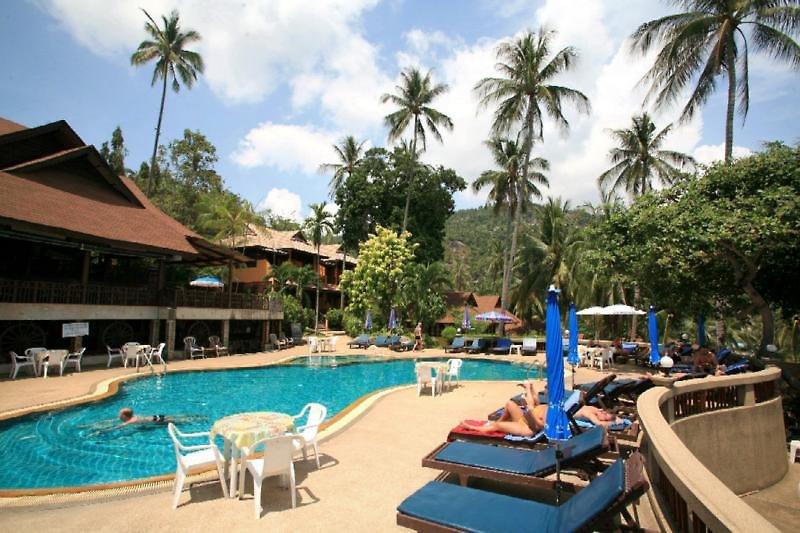 Coral Cliff Beach Resort — photo 5