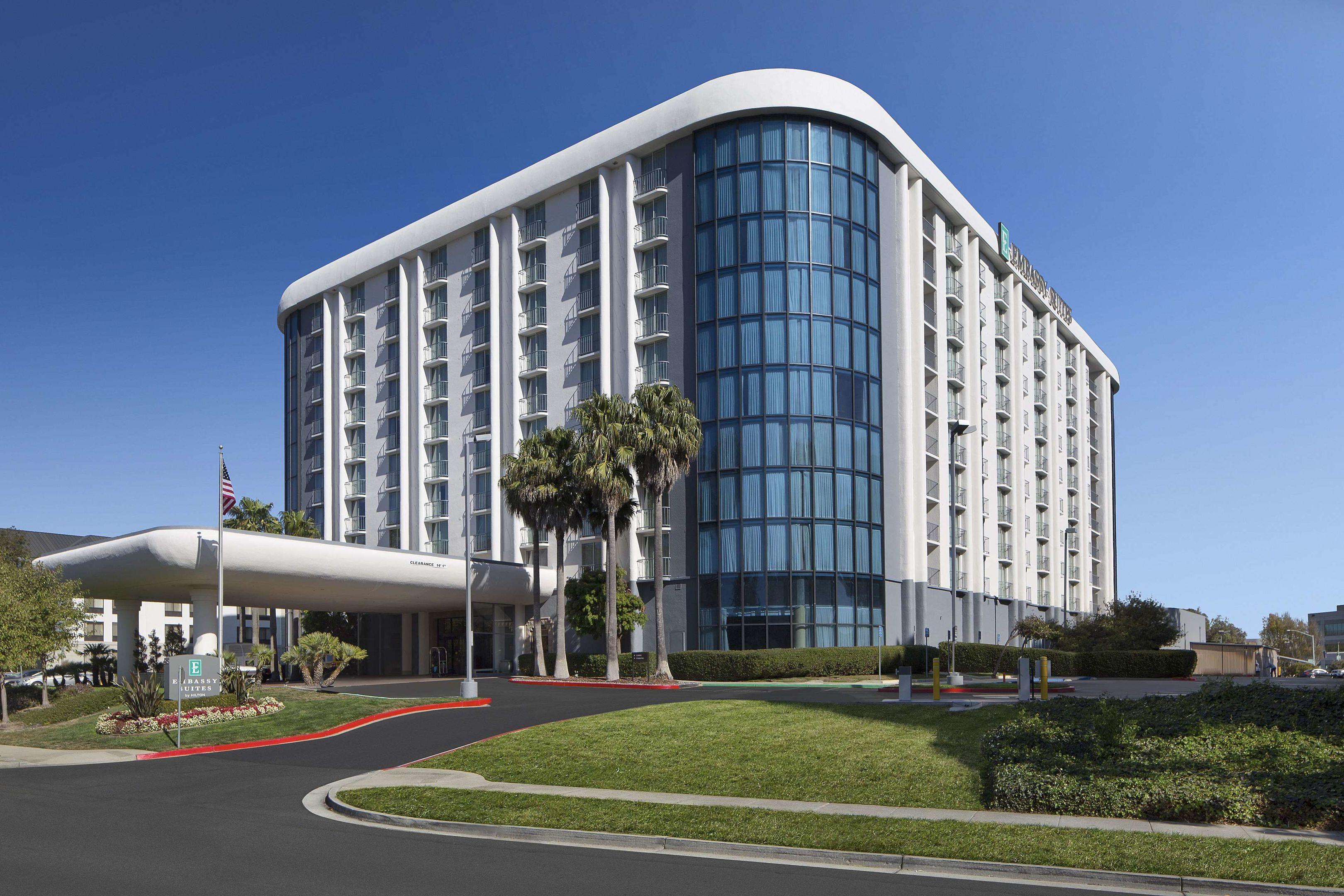 Embassy Suites by Hilton San Francisco Airport — photo 3