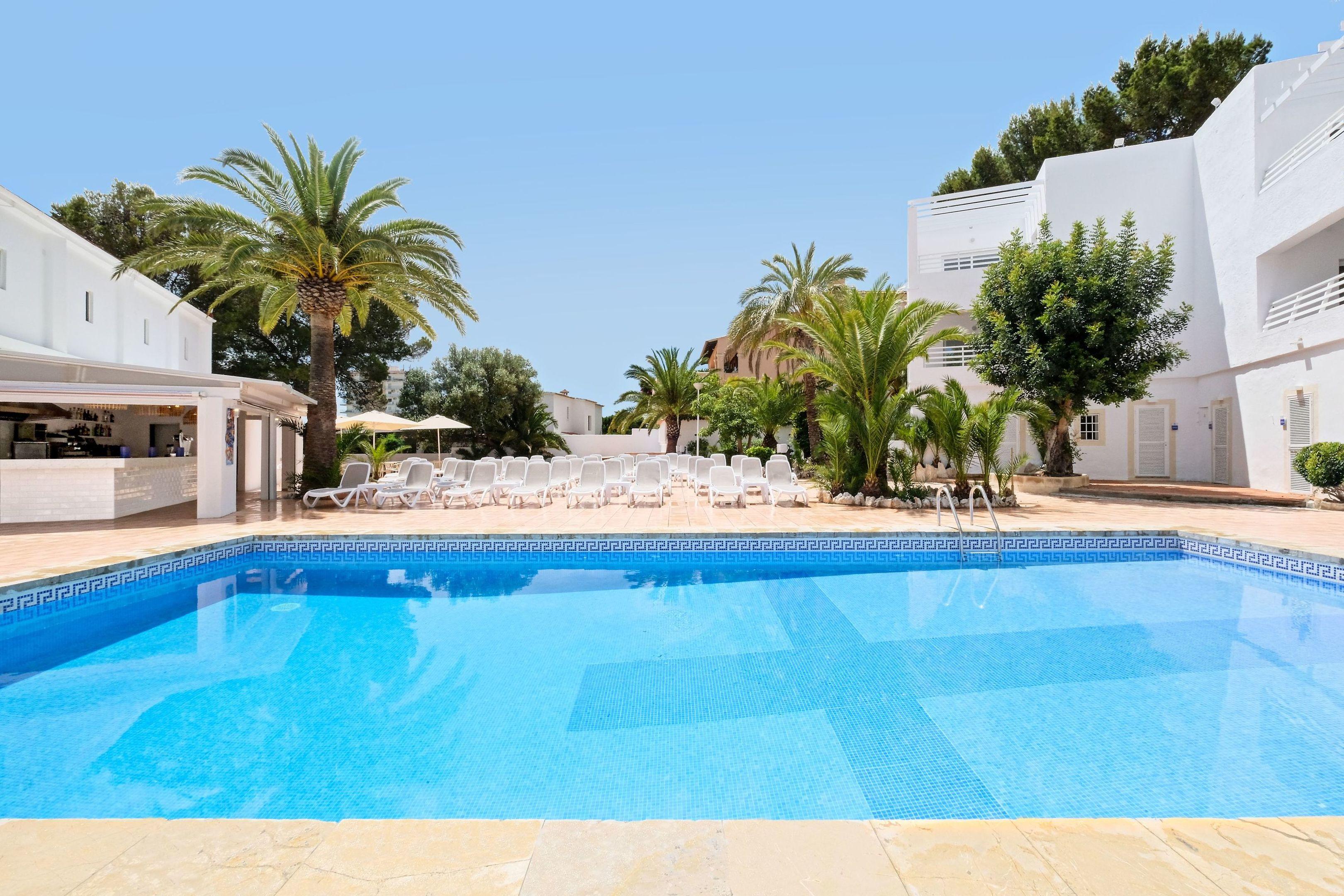 azuLine Hotel Palmanova Garden — photo 5