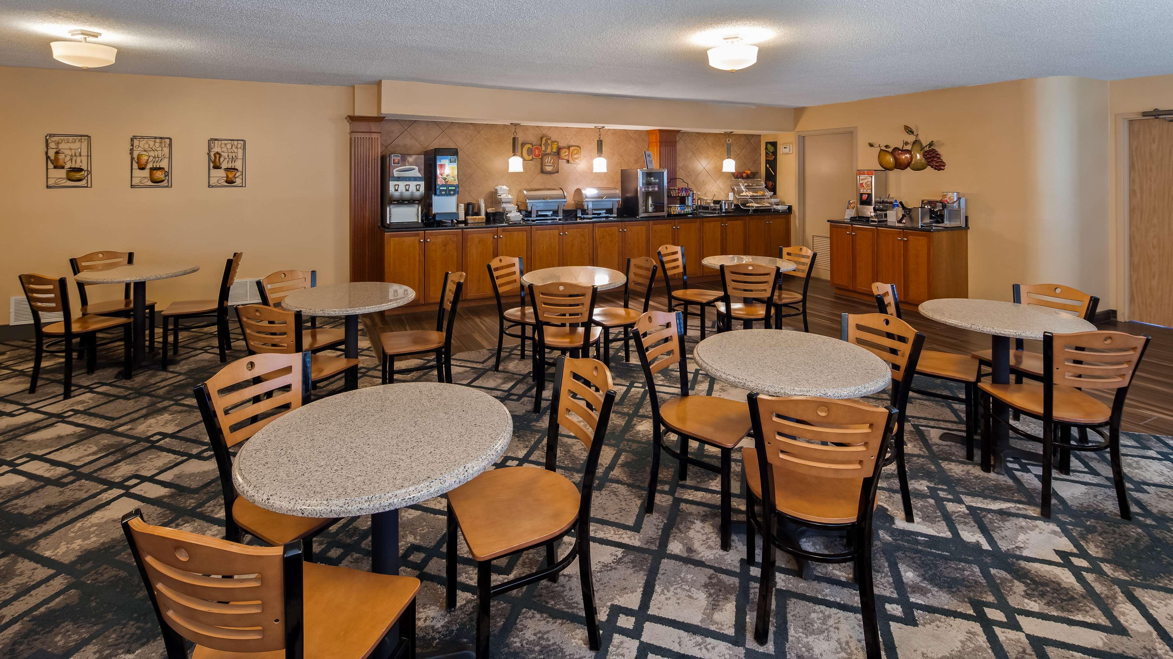 Best Western University Inn — photo 3