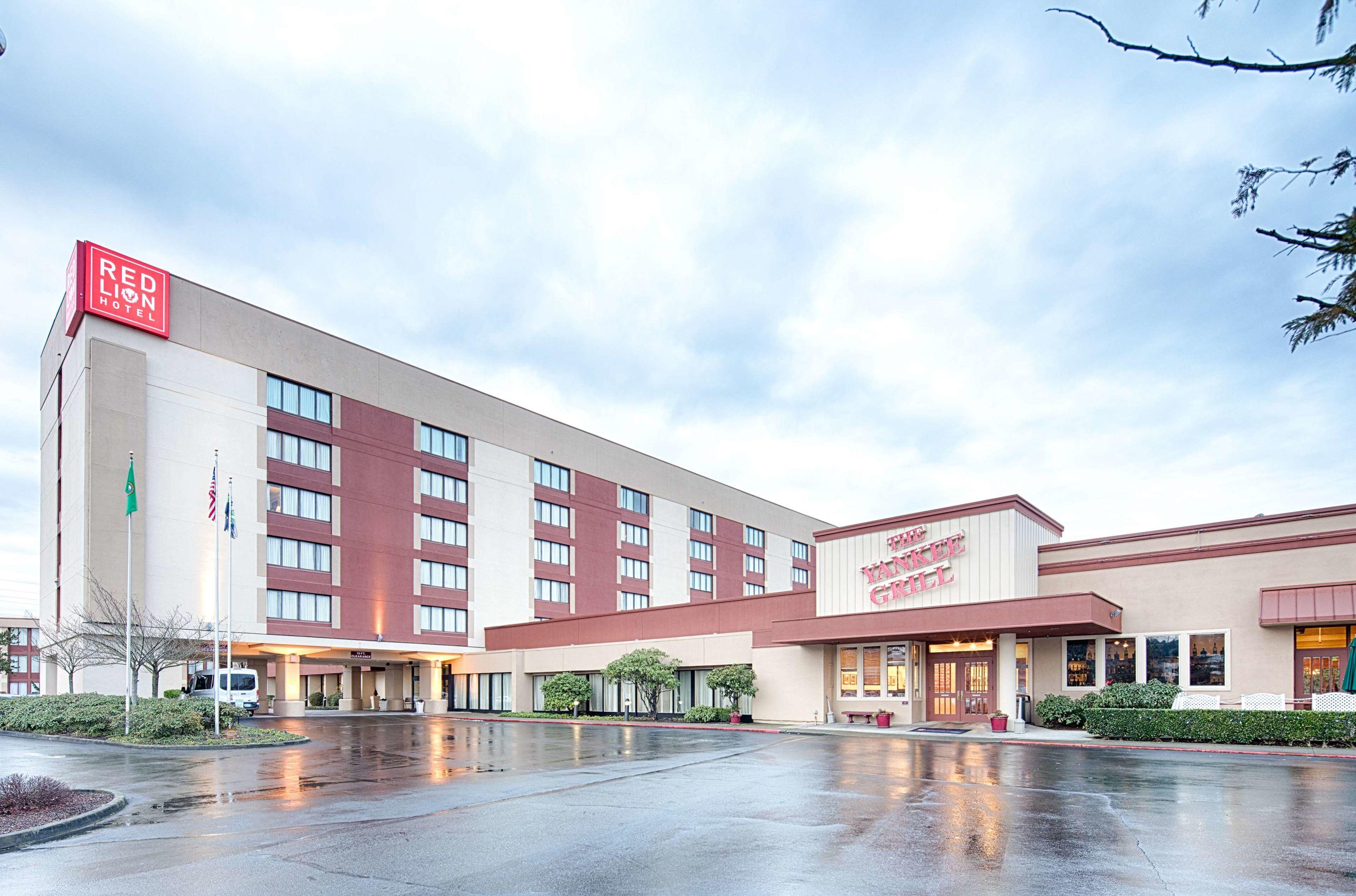Red Lion Hotel & Conference Center Seattle Renton — photo 3