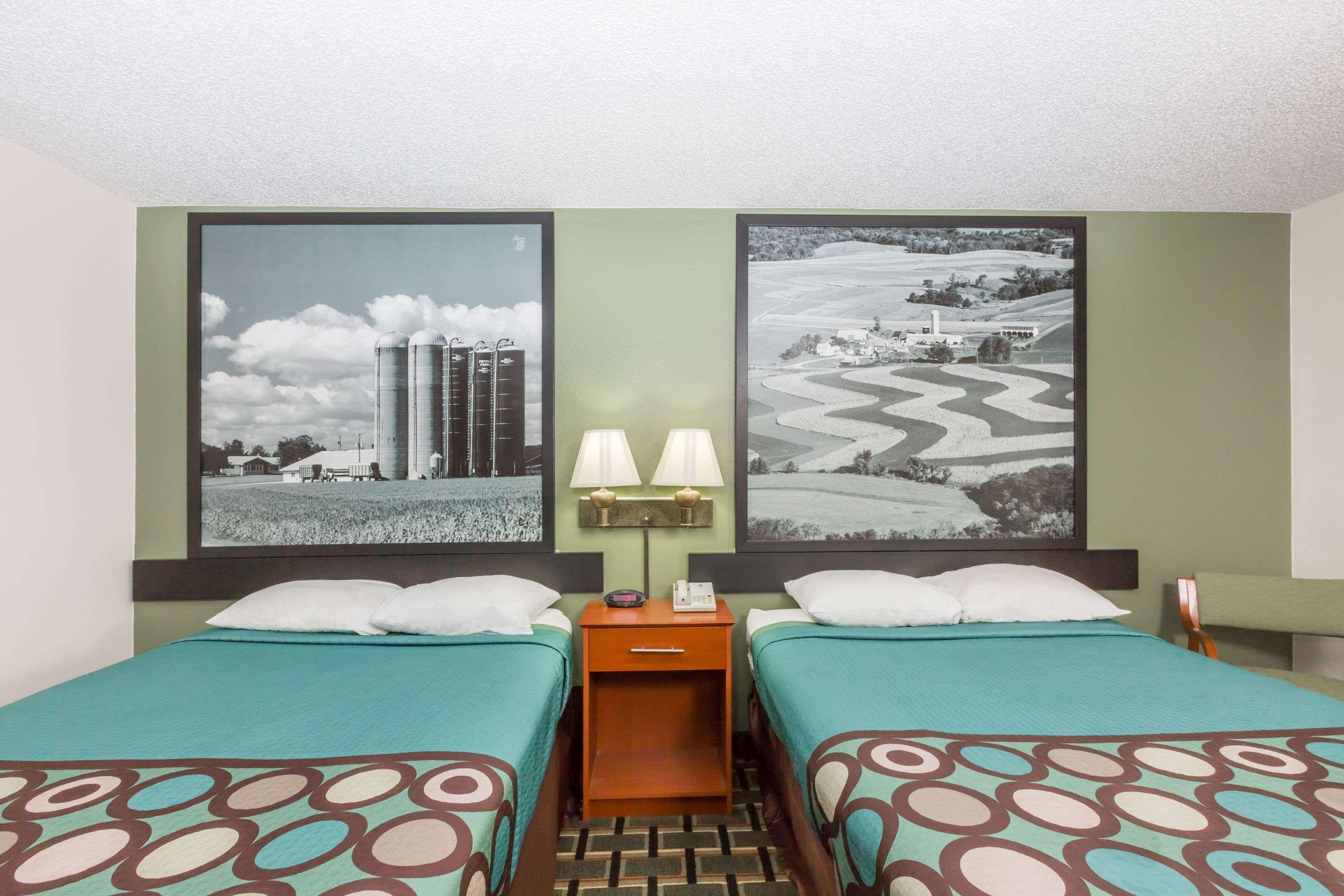 Super 8 by Wyndham Osceola IA — photo 4
