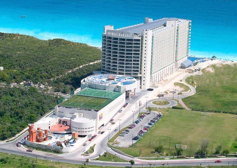 Seadust Cancún Family Resort — photo 3