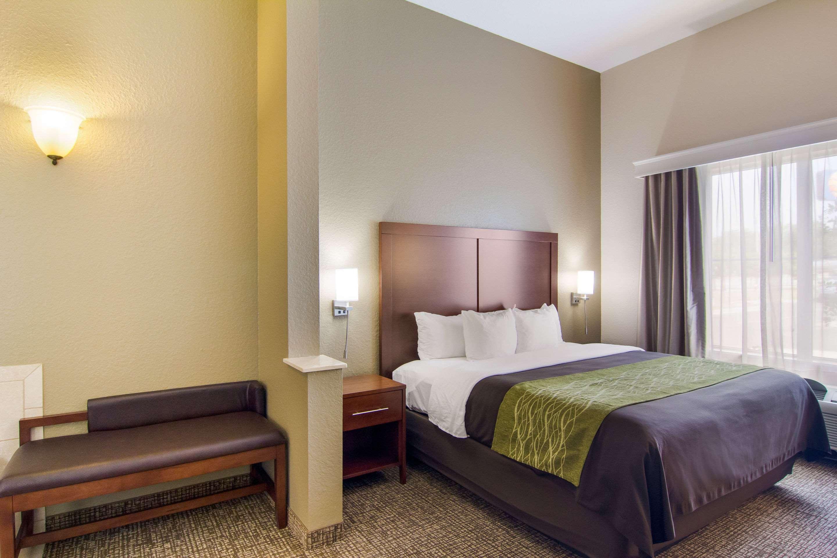 Comfort Inn — photo 4