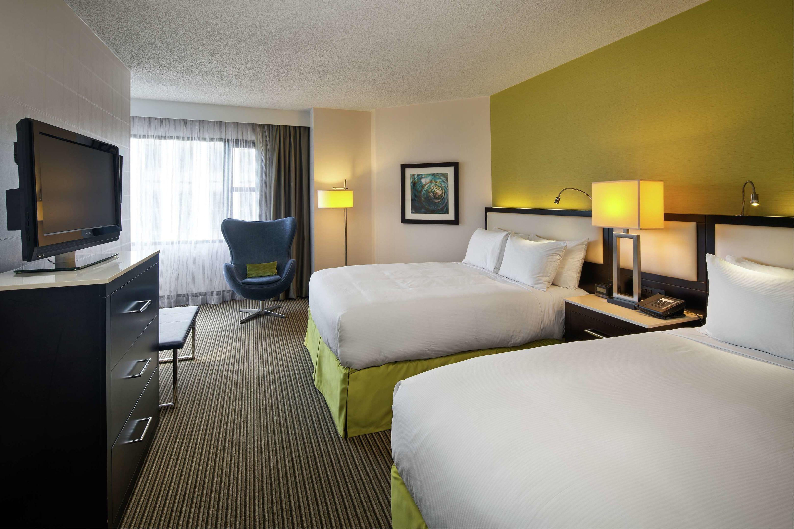The Hollis Halifax - a DoubleTree Suites by Hilton — photo 5