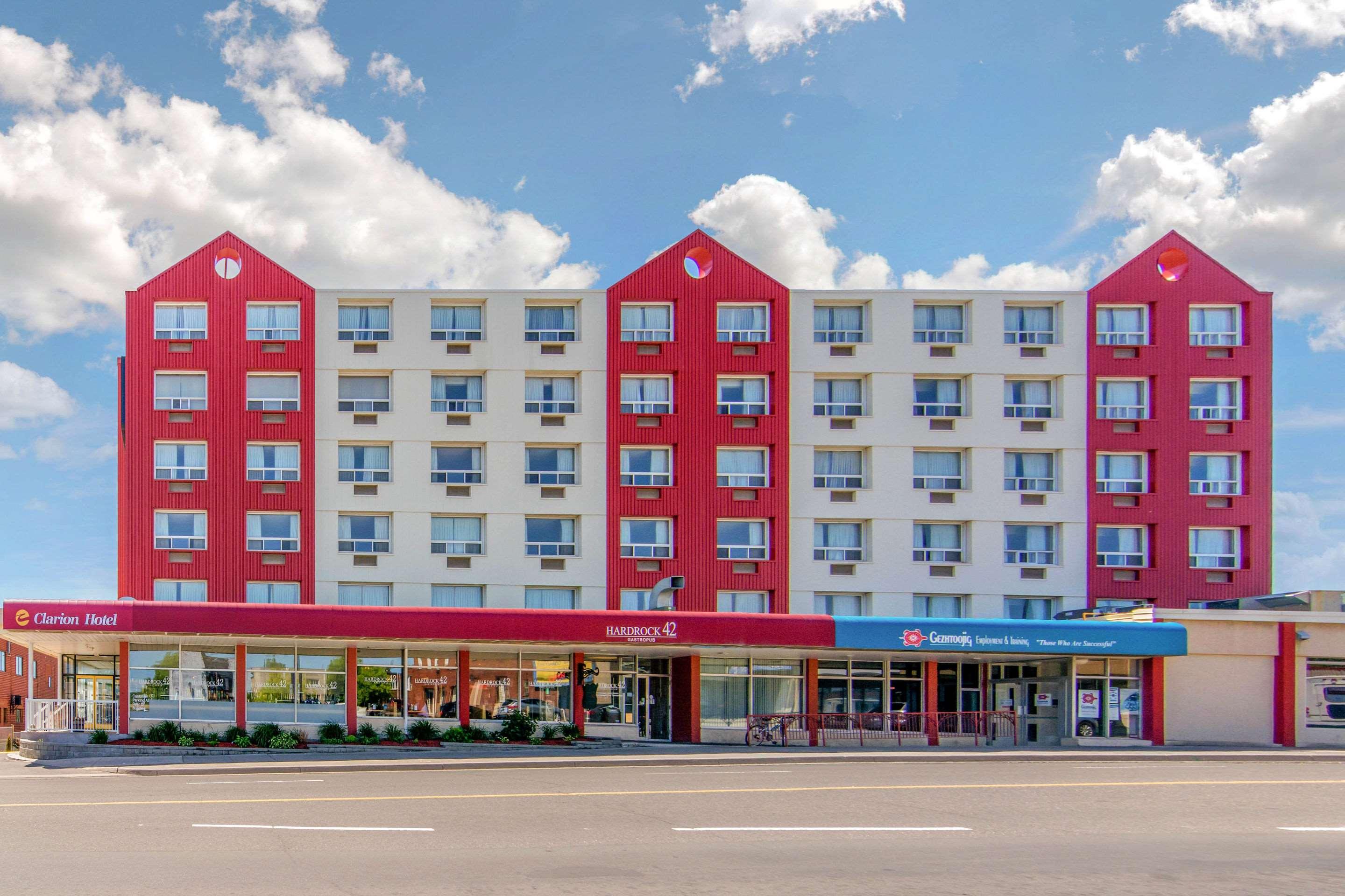 Clarion Hotel — photo 3