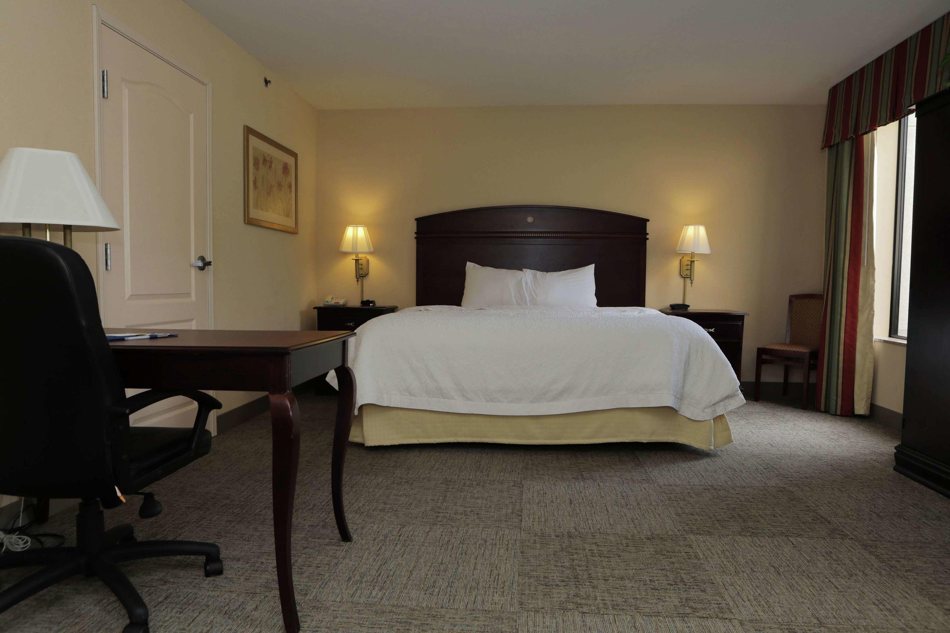 Hampton Inn Clinton — photo 3