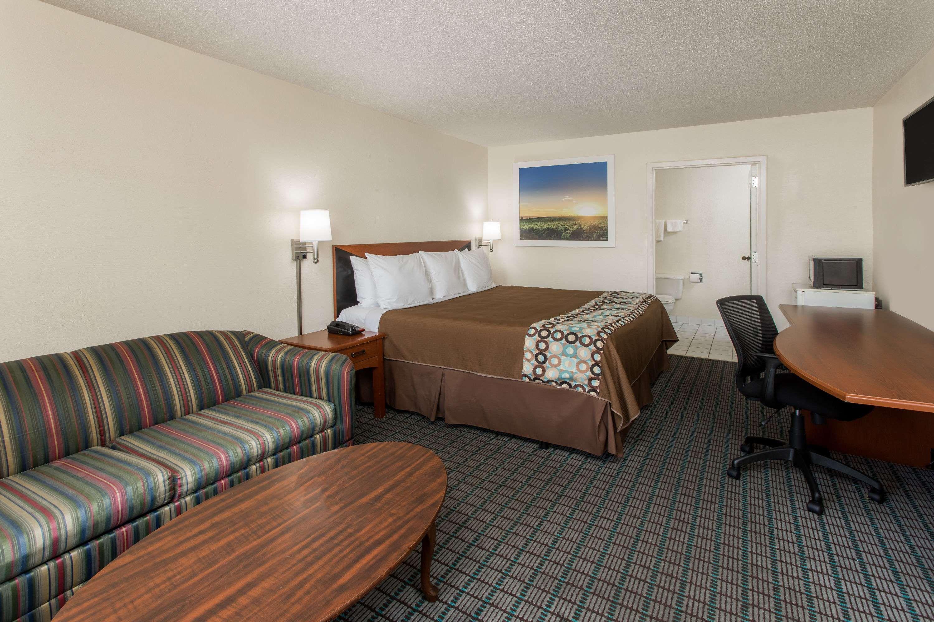 Days Inn Dillon — photo 5