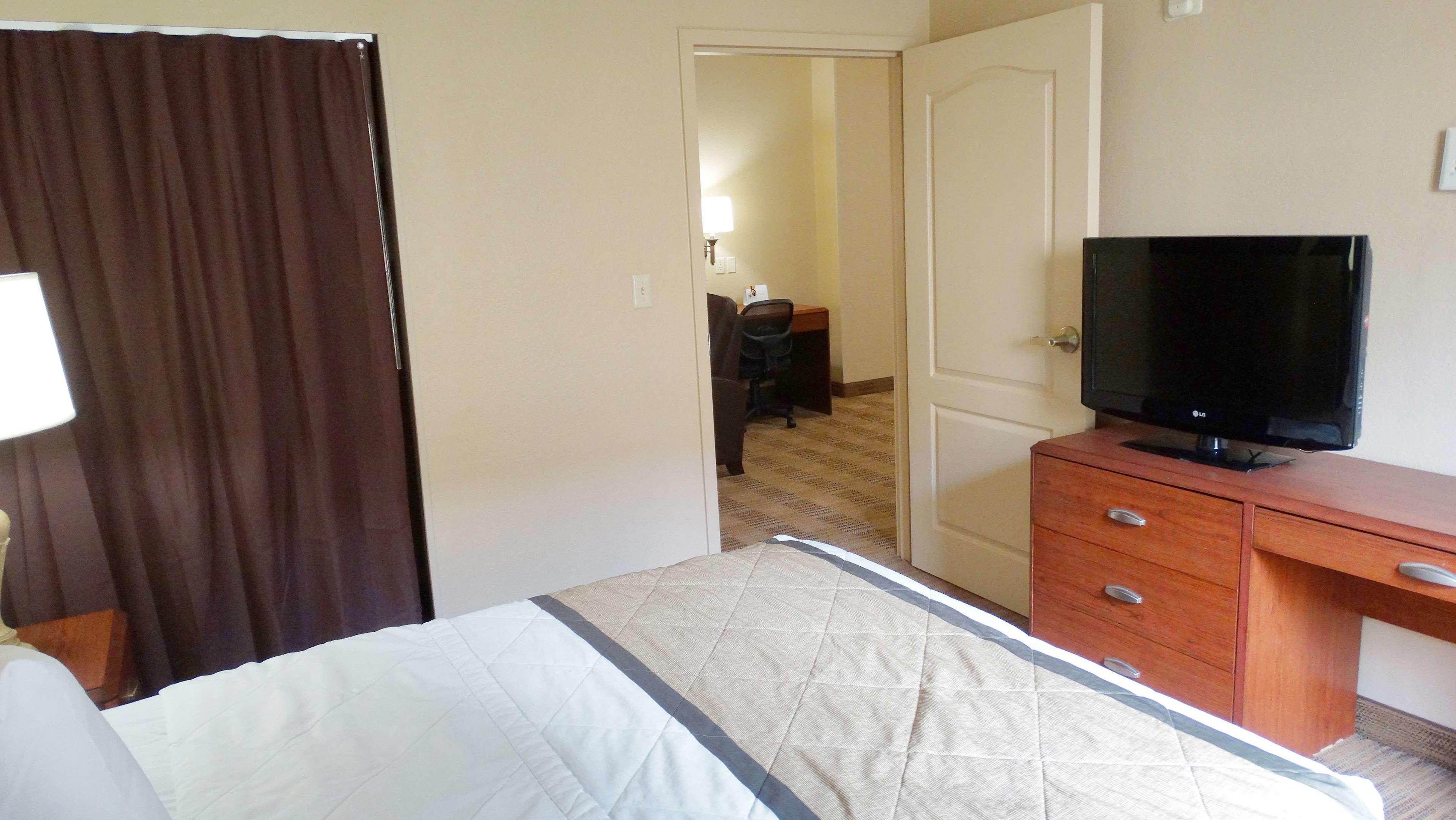 Extended Stay America - Dallas - Frankford Road — photo 4