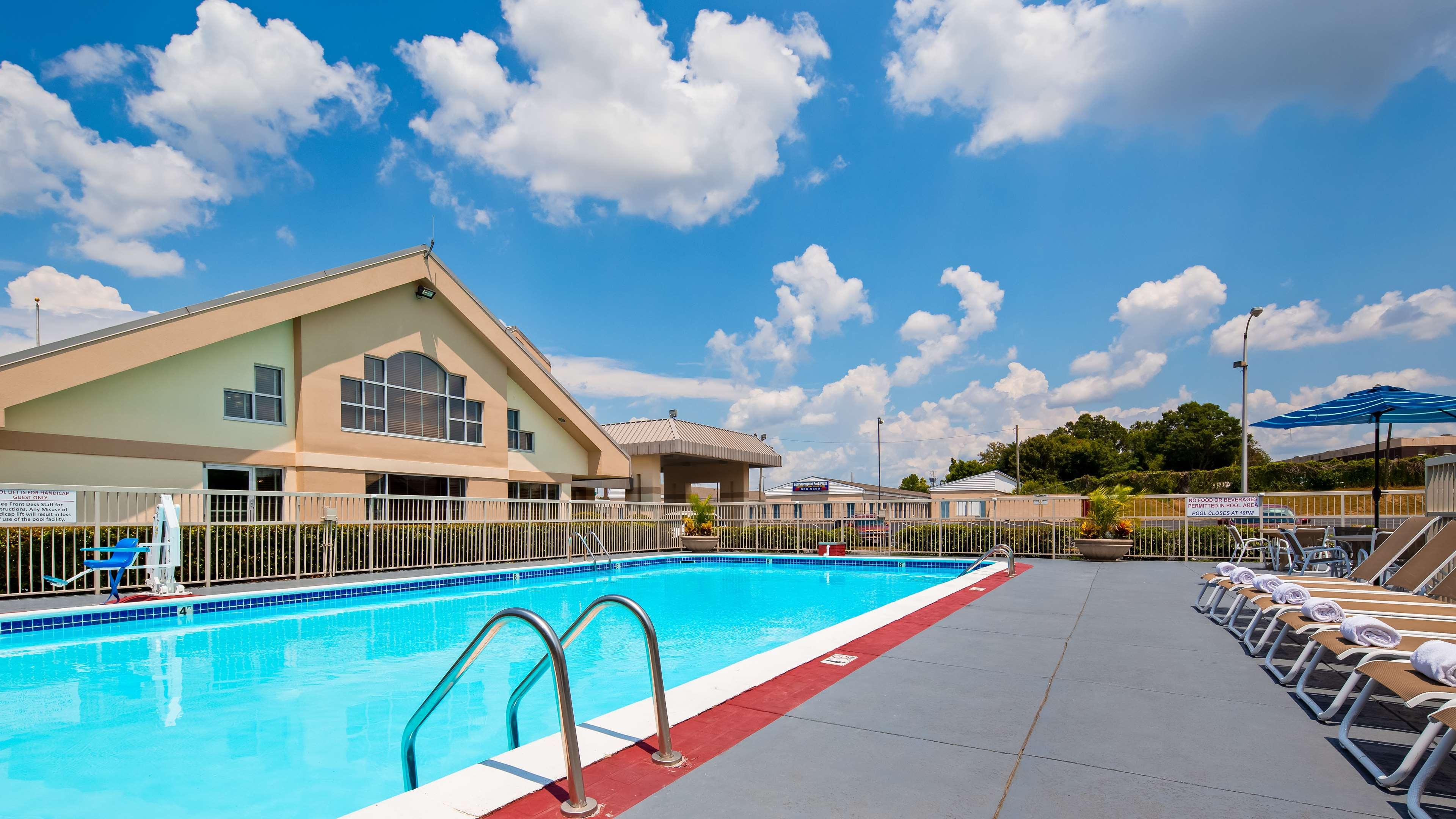 Best Western University Inn — photo 5