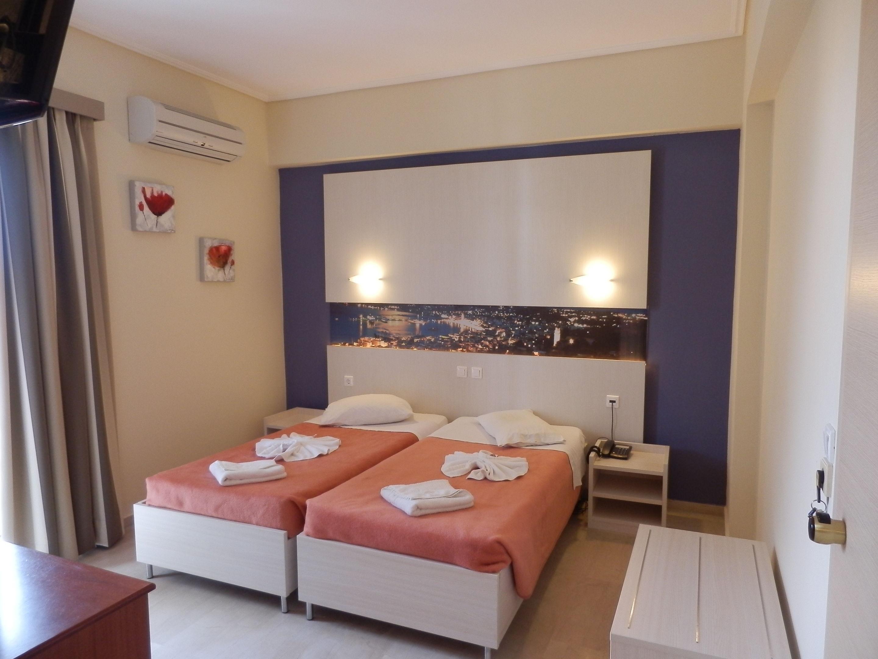 Planos Beach Hotel — photo 4