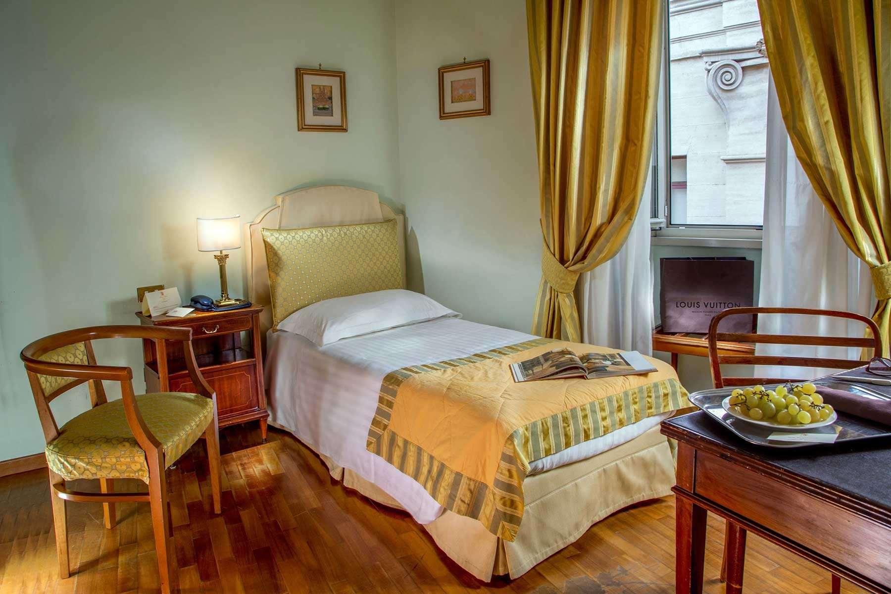 9 Hotel Cesari — photo 4