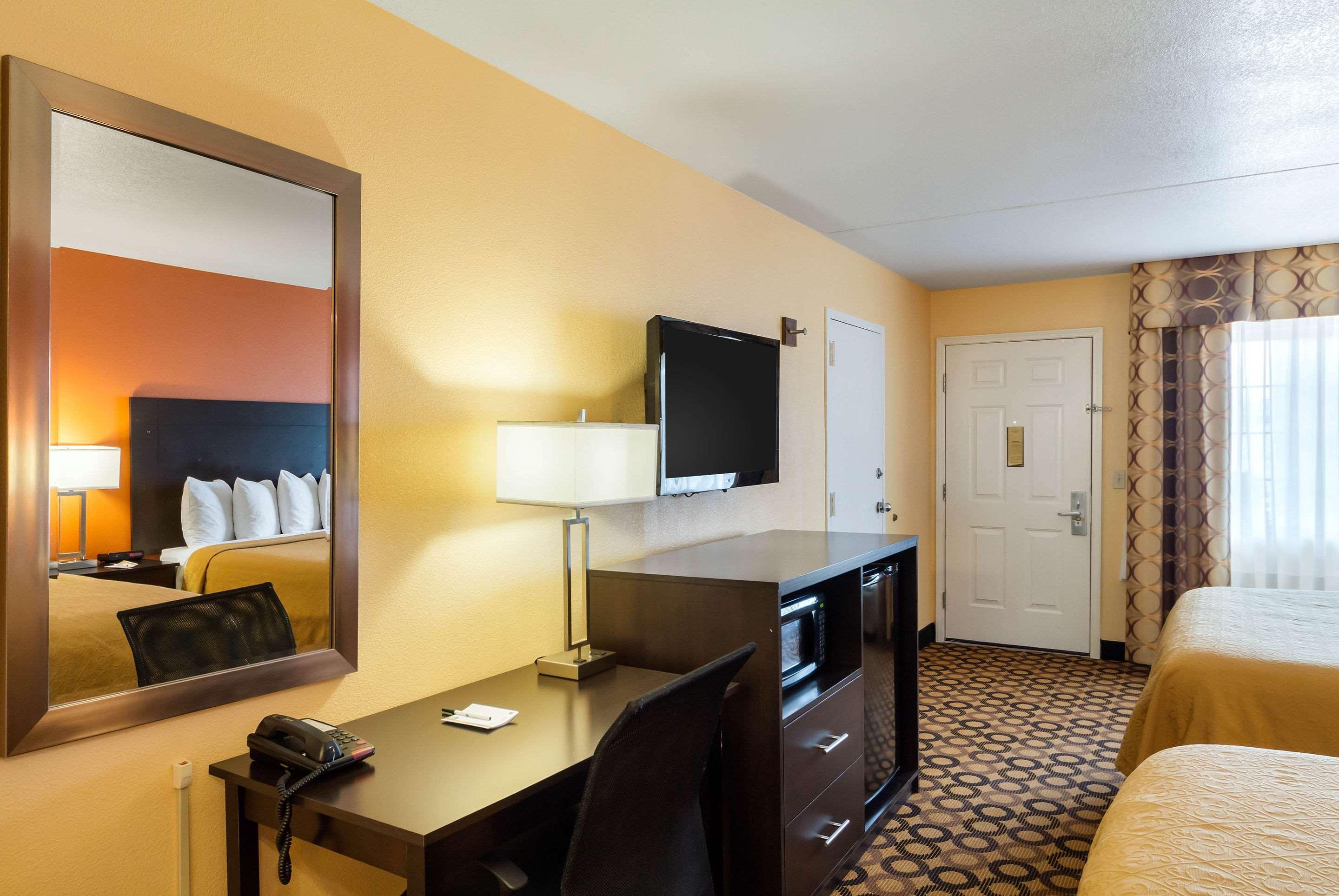 Quality Inn Siloam Springs West — photo 4