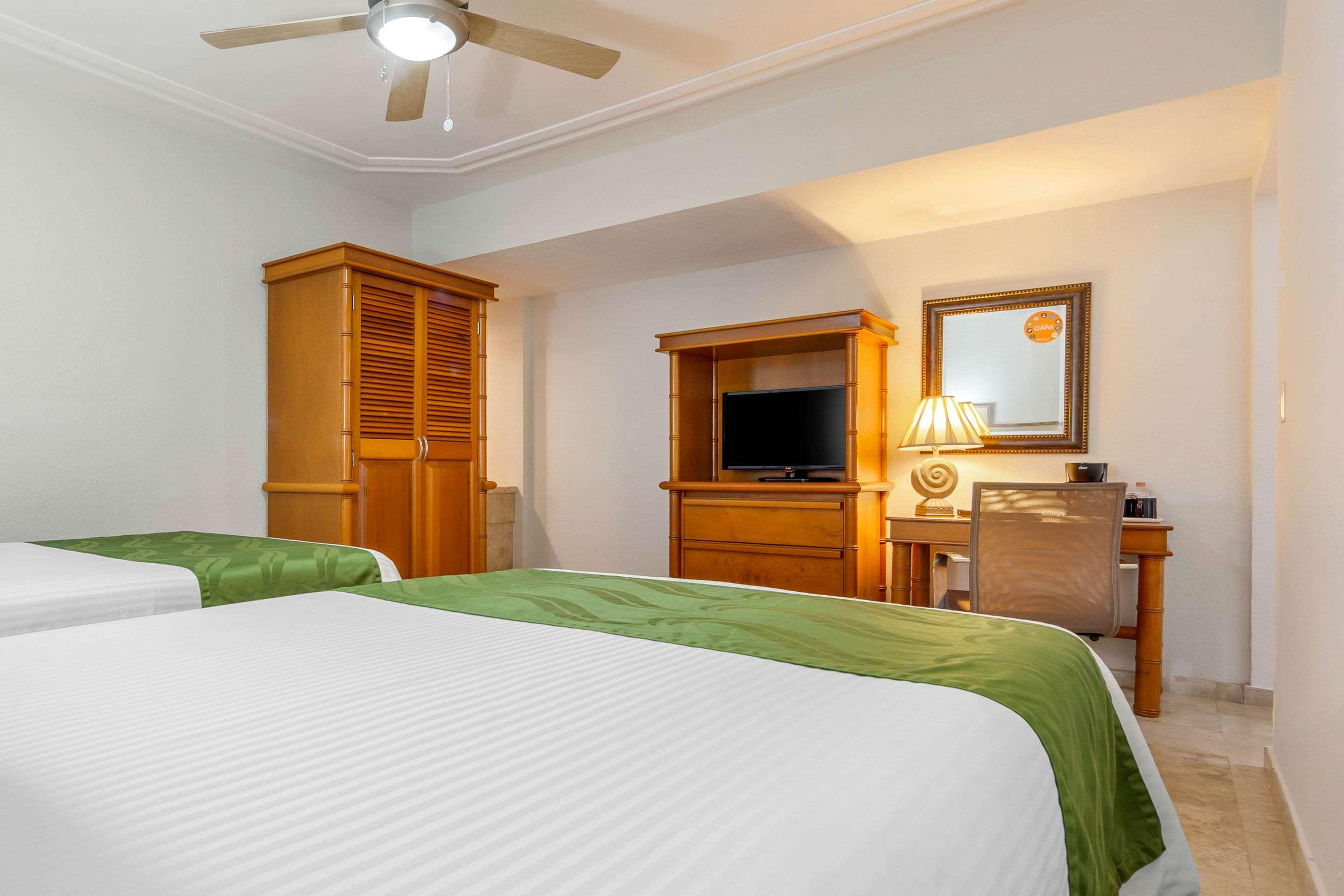 Quality Inn Mazatlan — photo 4