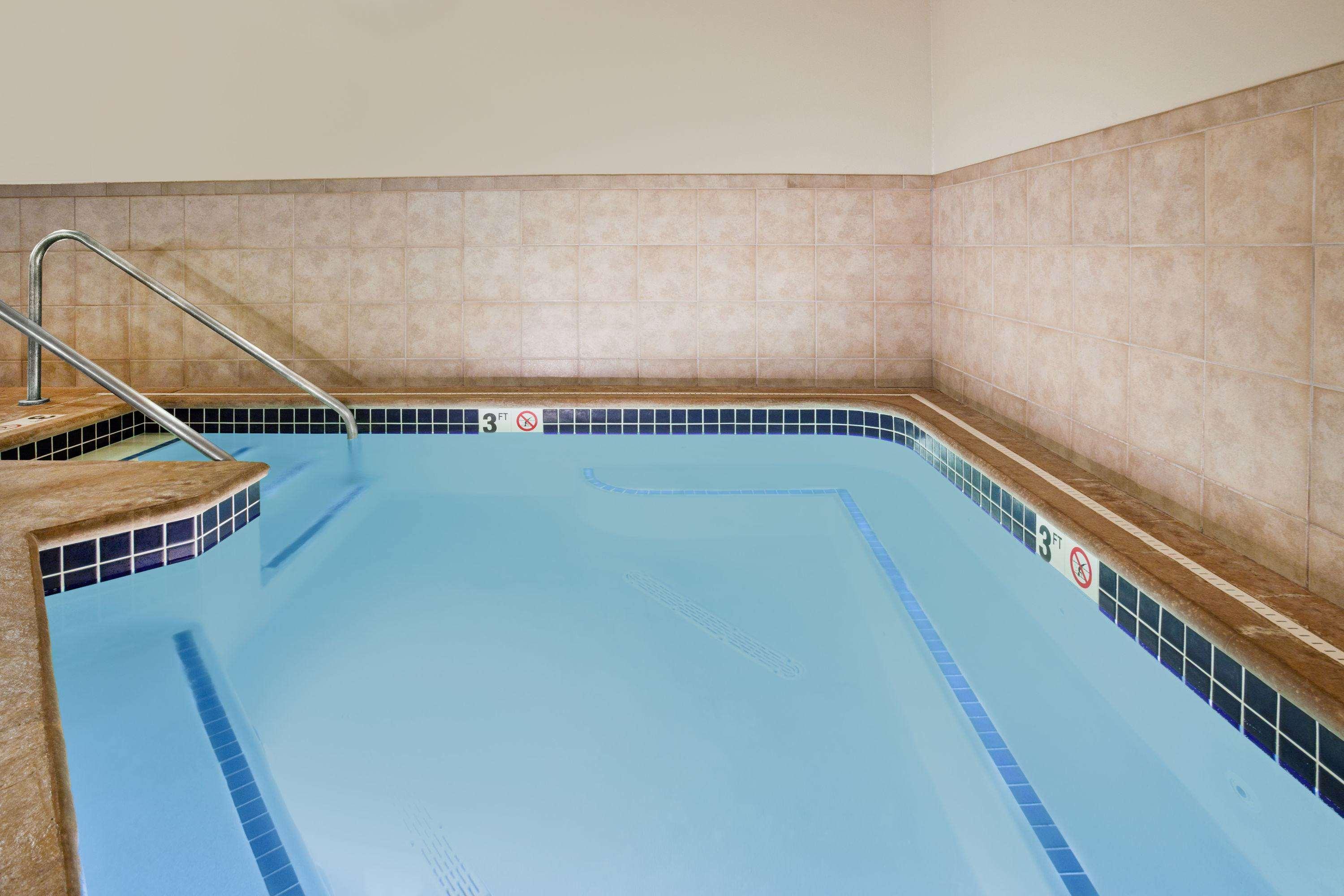 AmericInn by Wyndham Osage — photo 4