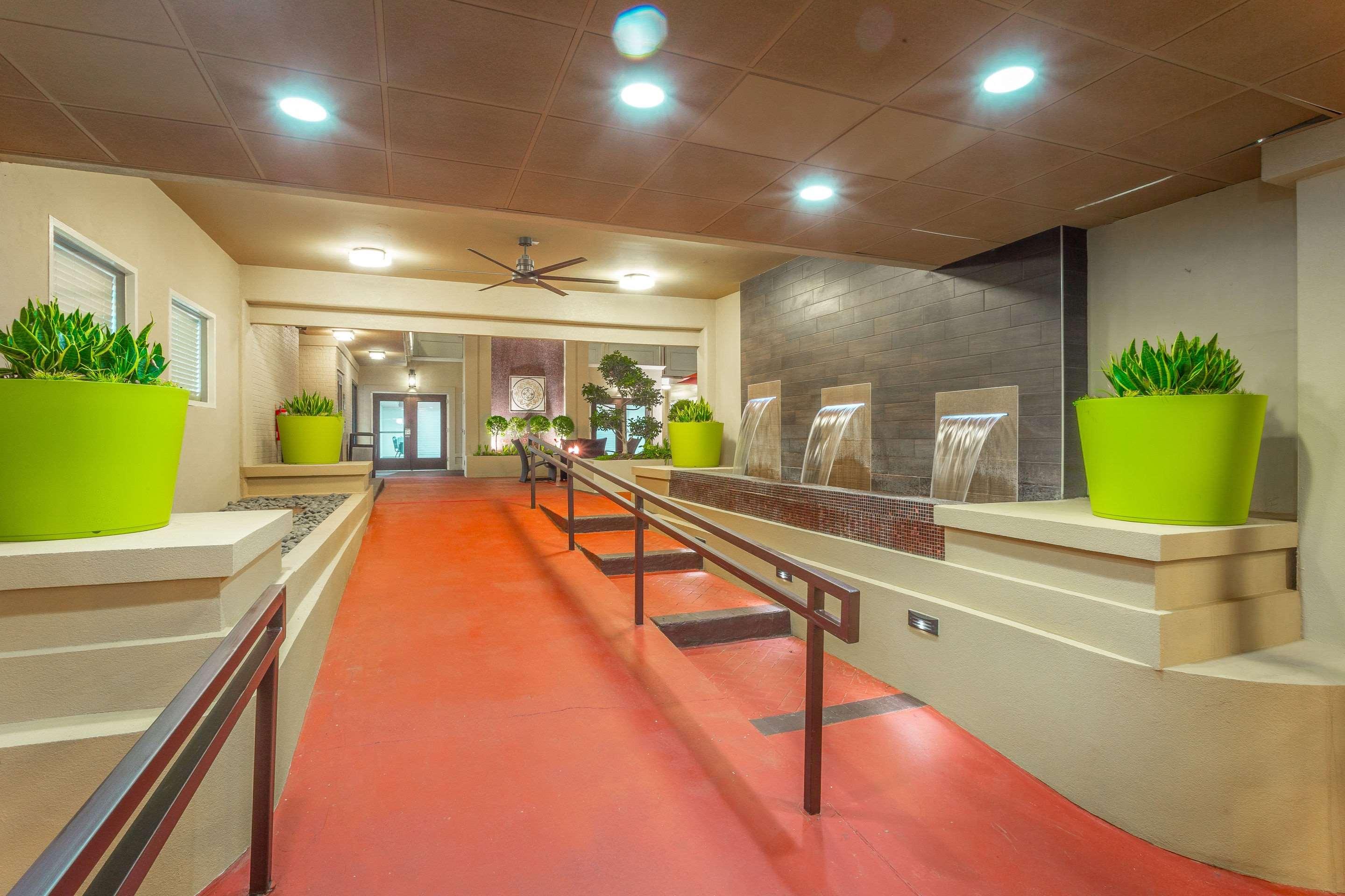 Inn At The Peachtrees, an Ascend Hotel Collection Member — photo 4