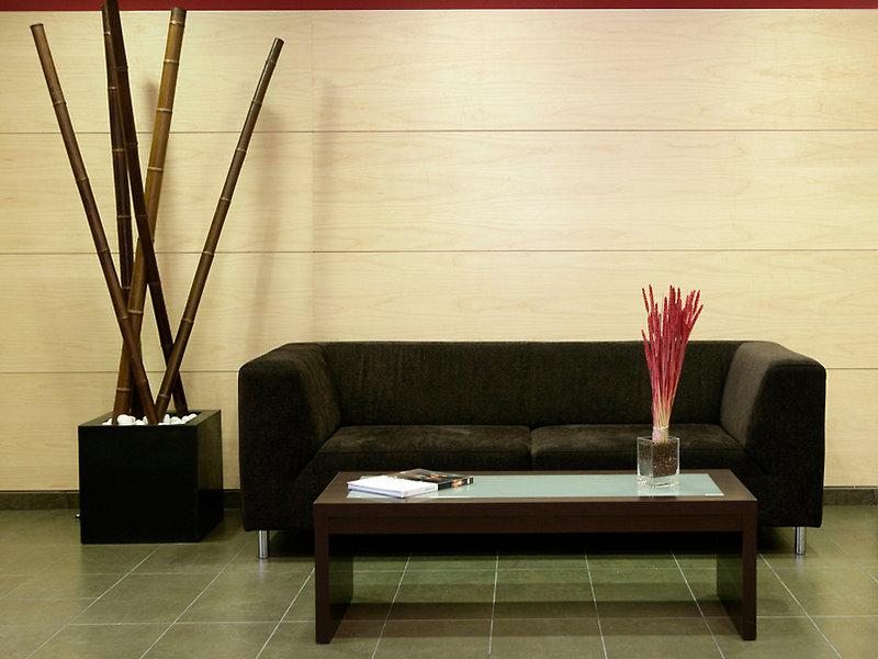 B&B Hotel Madrid Aeropuerto T1-T2-T3 — photo 4