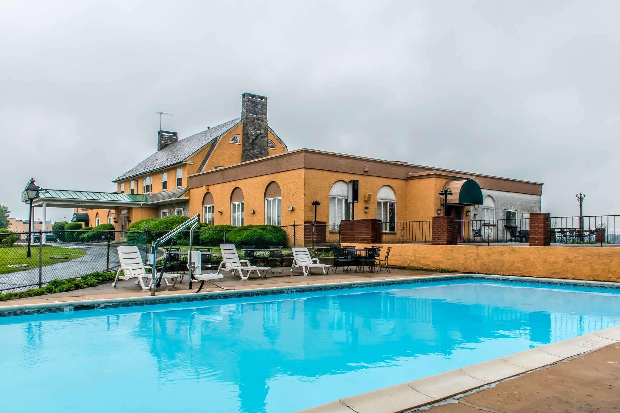 Rodeway Inn Amish County — photo 4