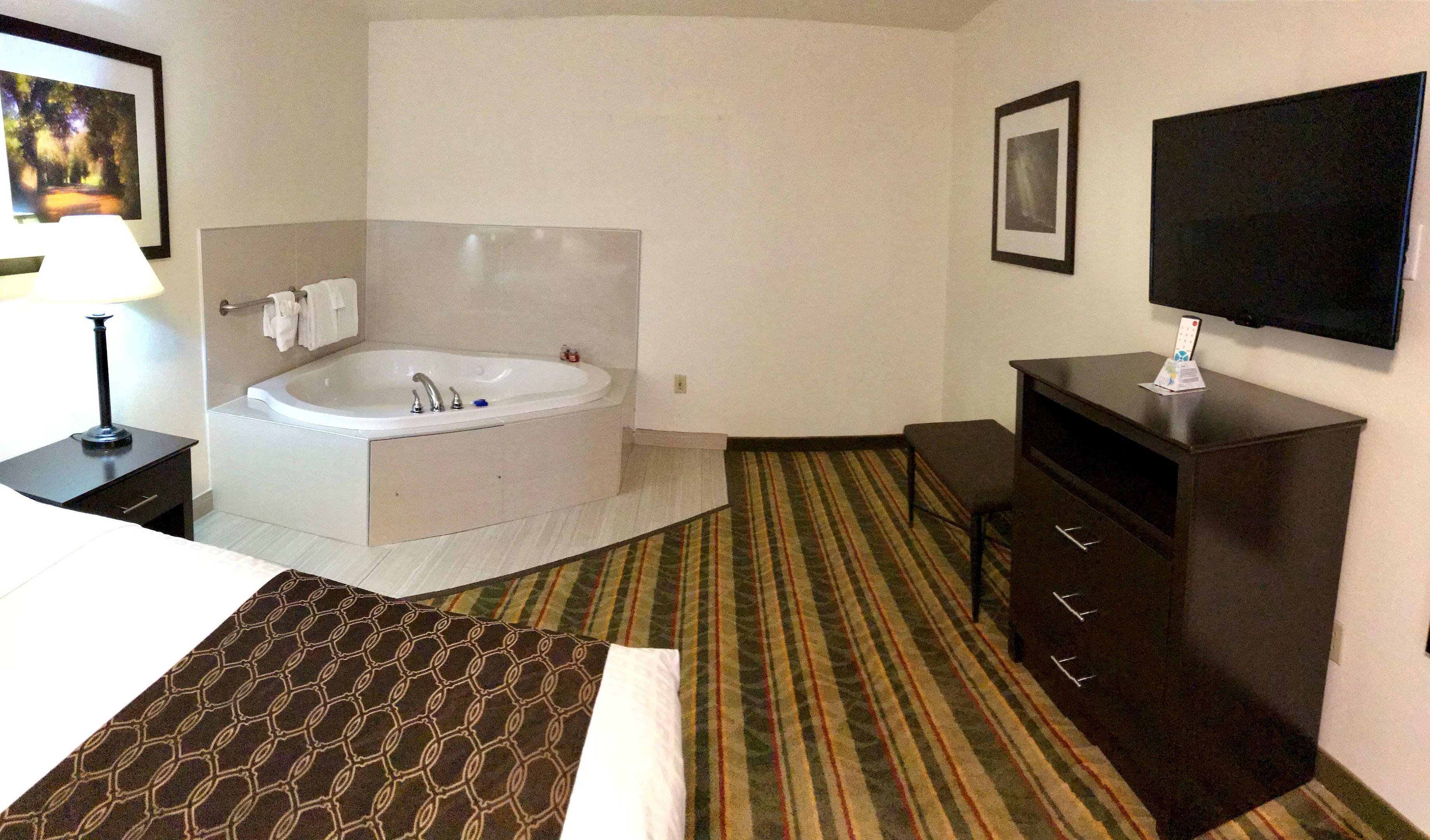 Best Western Visalia Hotel — photo 3