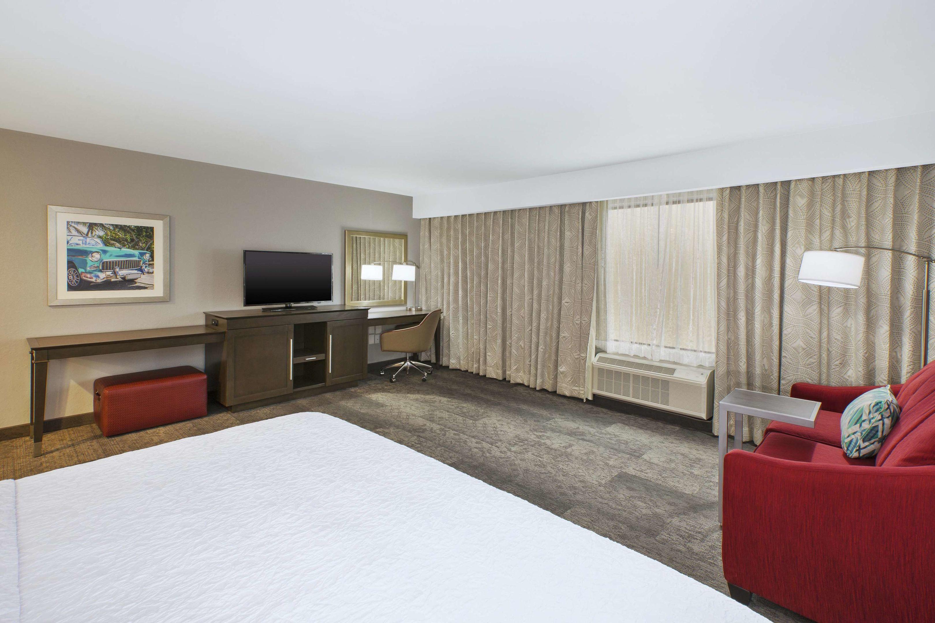 Hampton Inn by Hilton Detroit Dearborn — photo 3