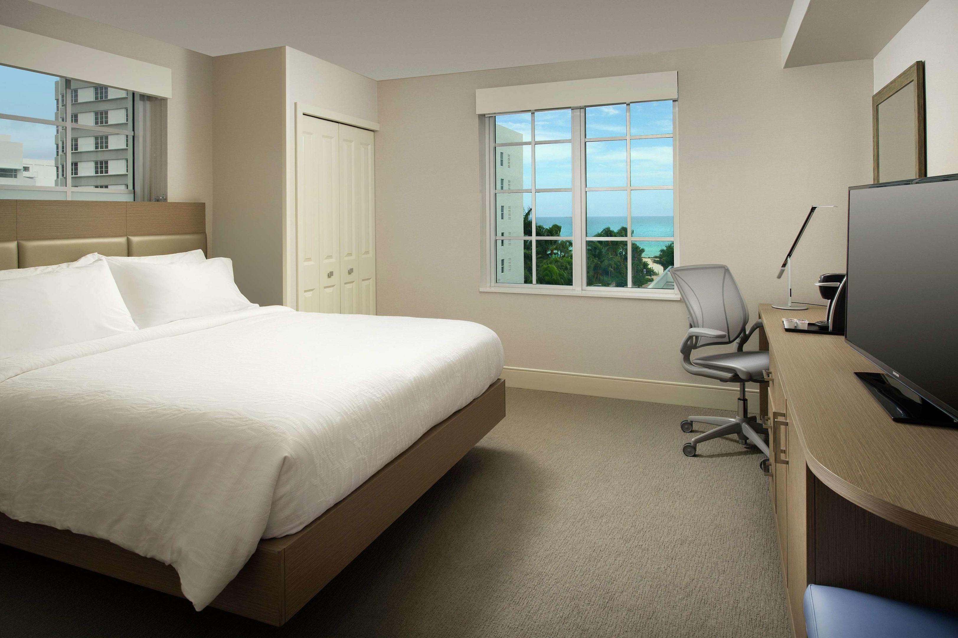 Hilton Garden Inn Miami South Beach — photo 4