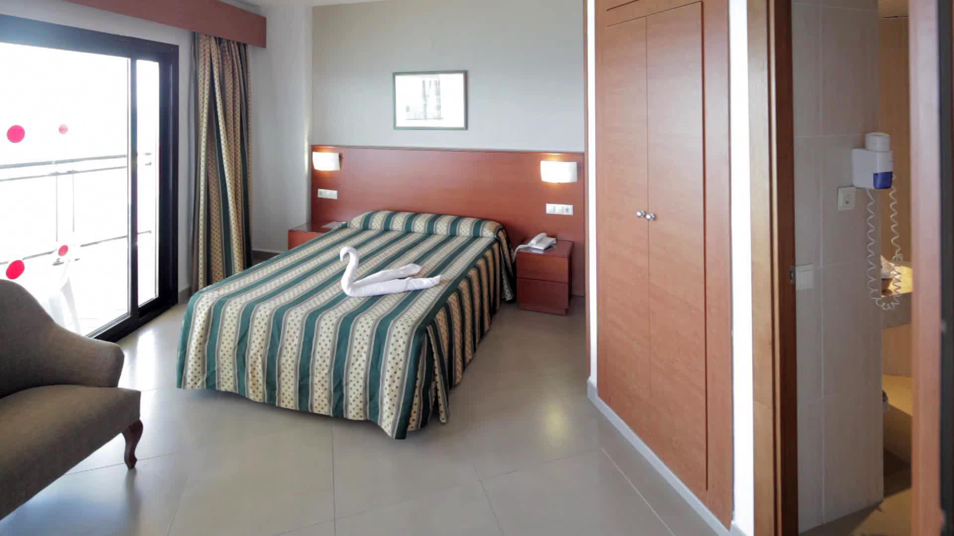 Hotel Puente Real — photo 4