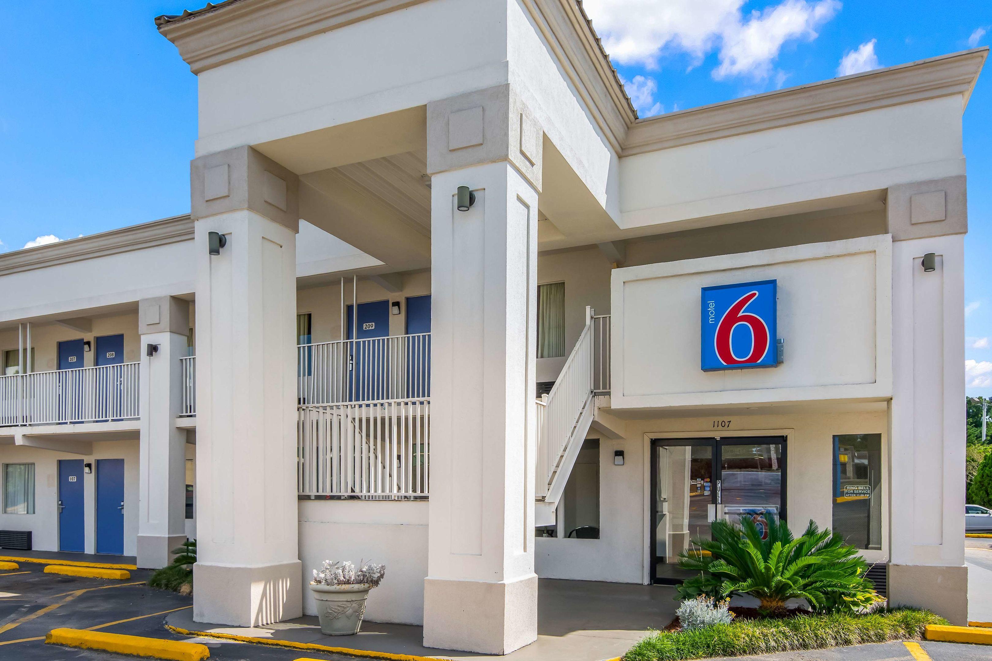 Motel 6 Opelika AL — photo 3