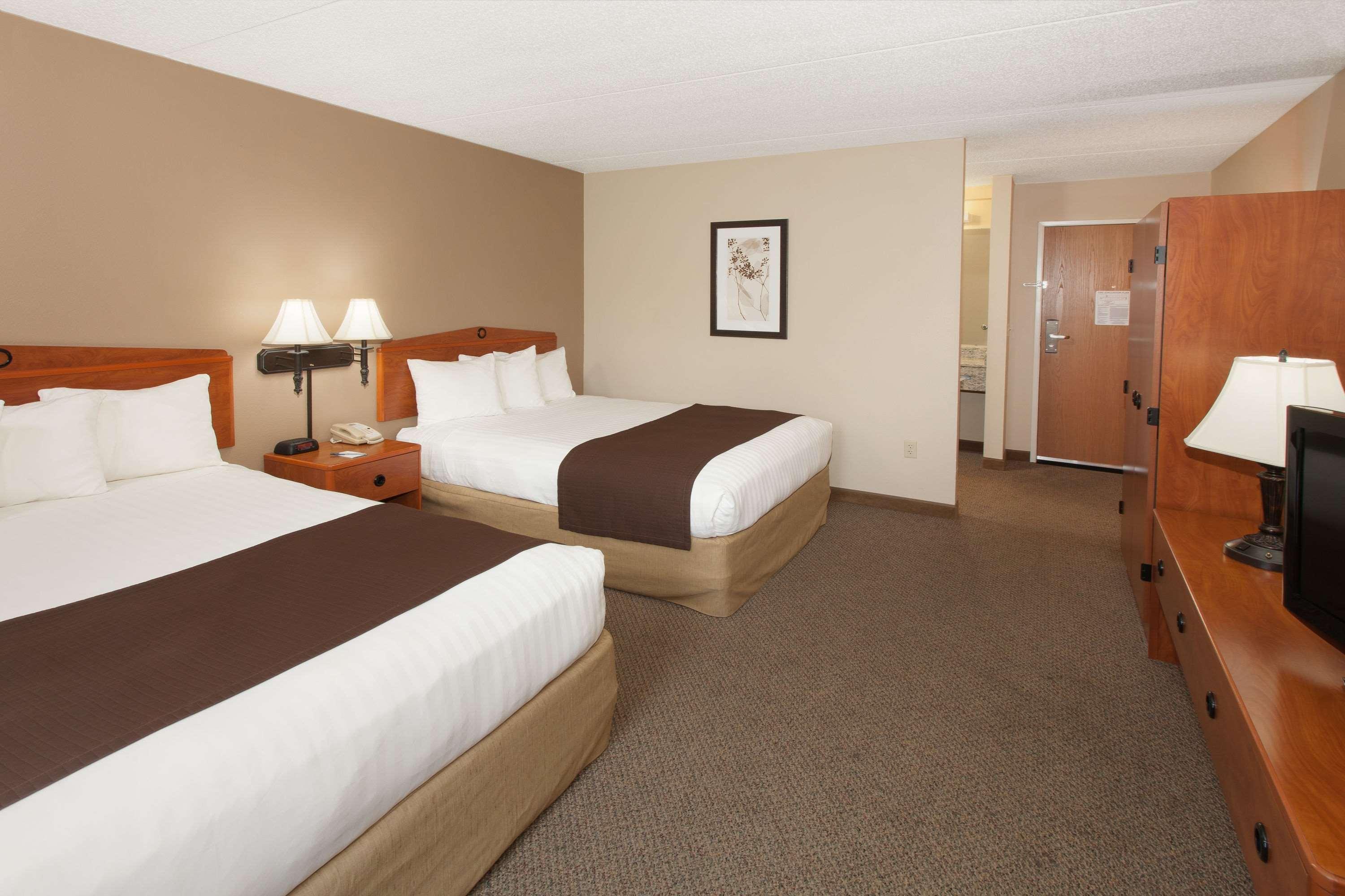 AmericInn Lodge & Suites Greenville — photo 5