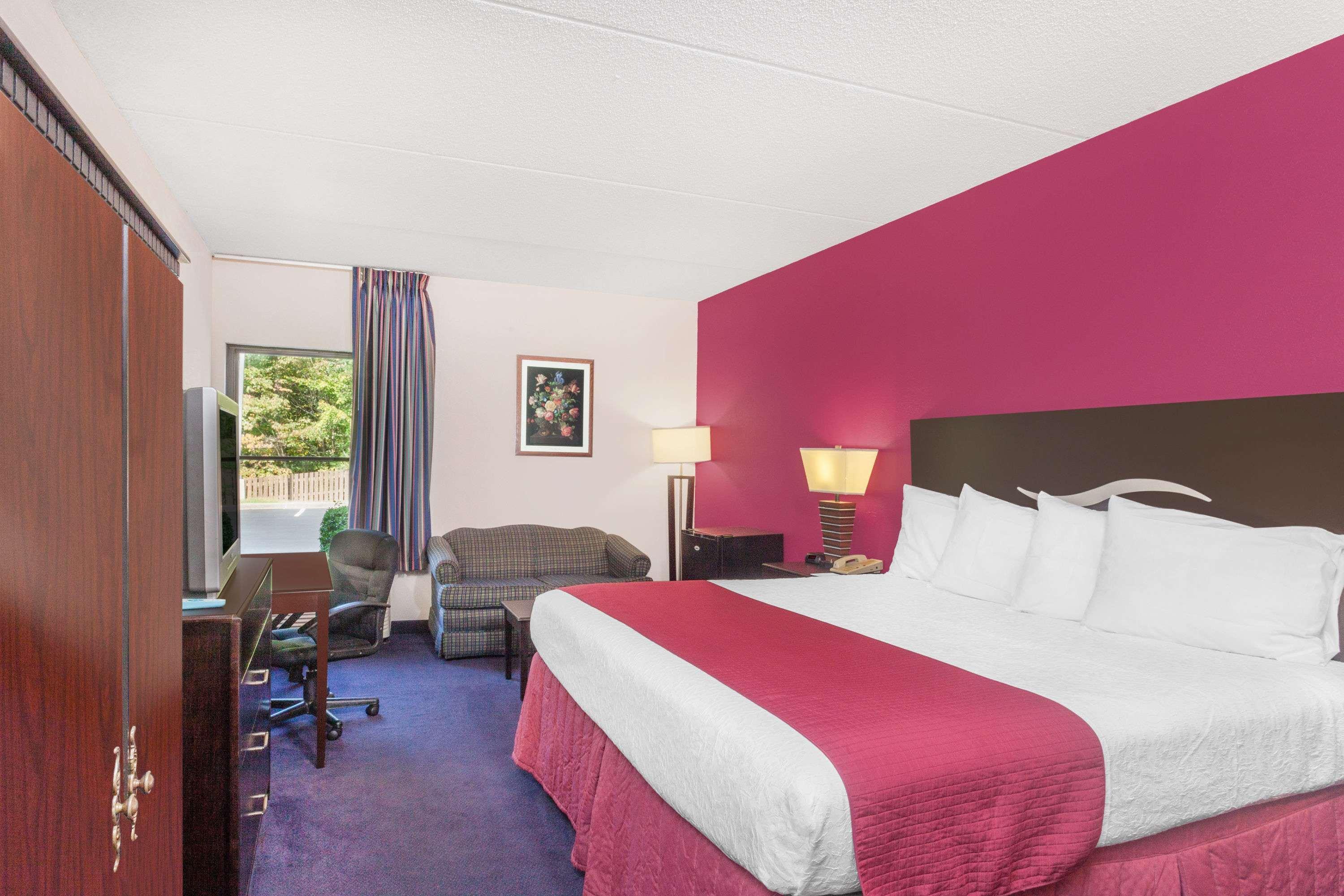 Baymont Inn & Suites London KY — photo 5