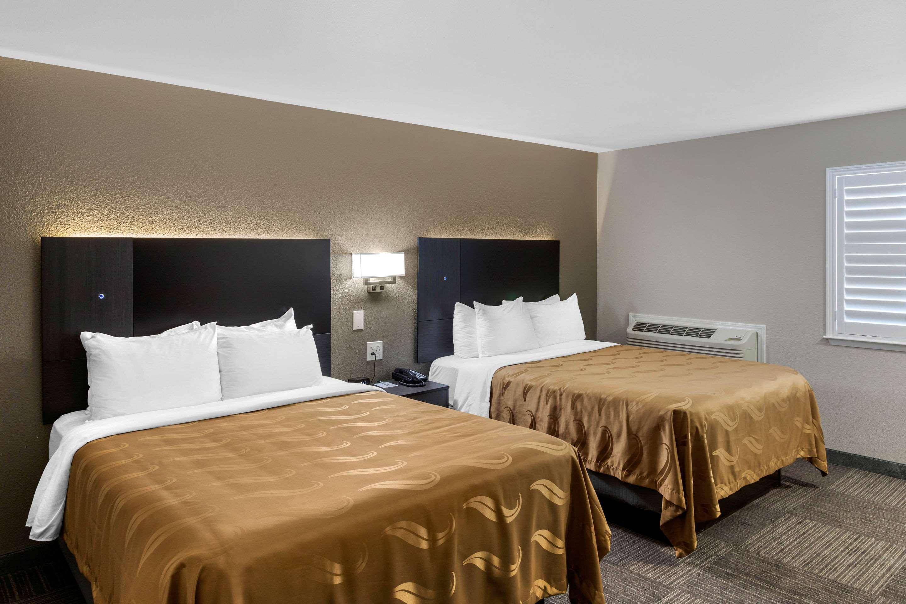 Americas Best Value Inn Kettleman City — photo 4