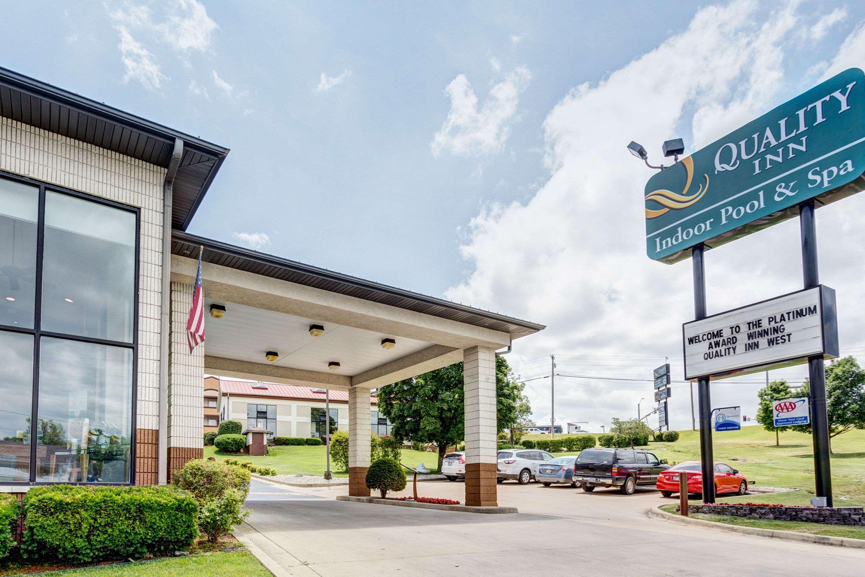Comfort Inn West — photo 4