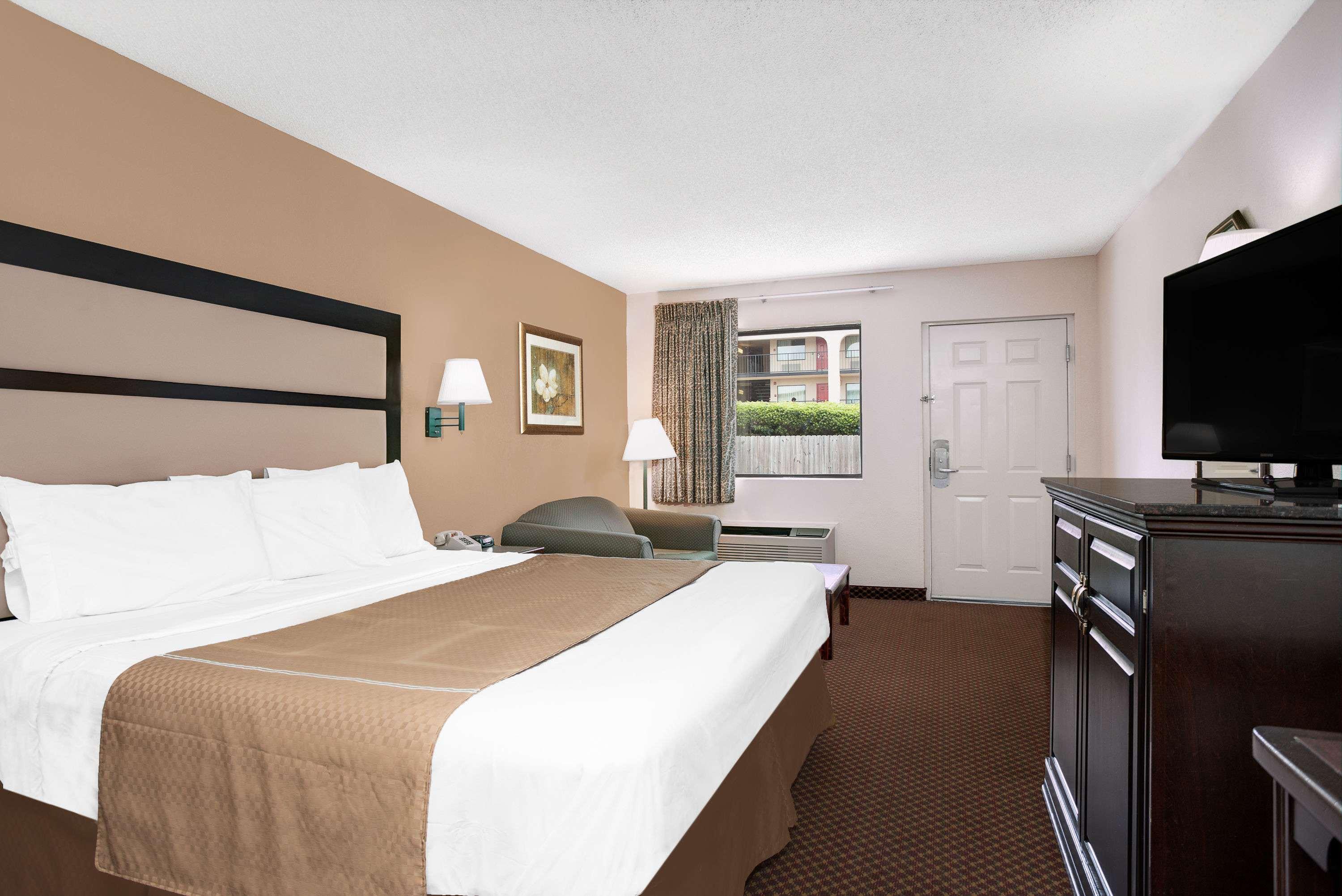 Days Inn Macon I-475 — photo 4
