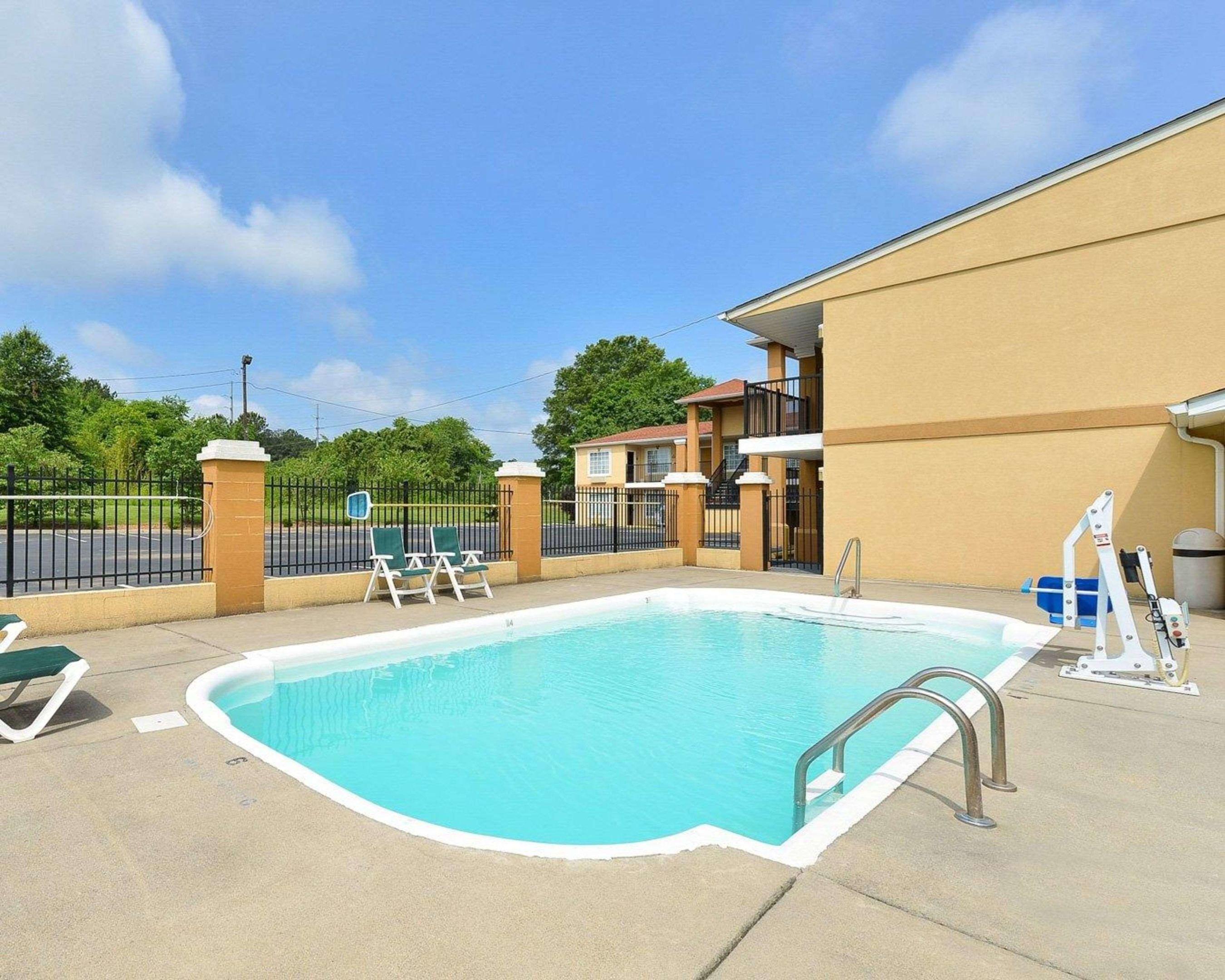 Quality Inn & Suites — photo 3