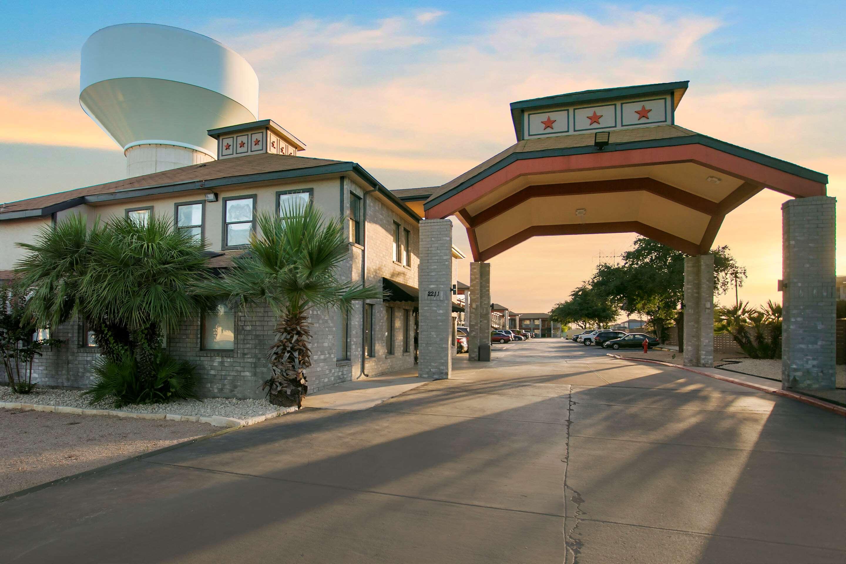 Econo Lodge Near SeaWorld — photo 5