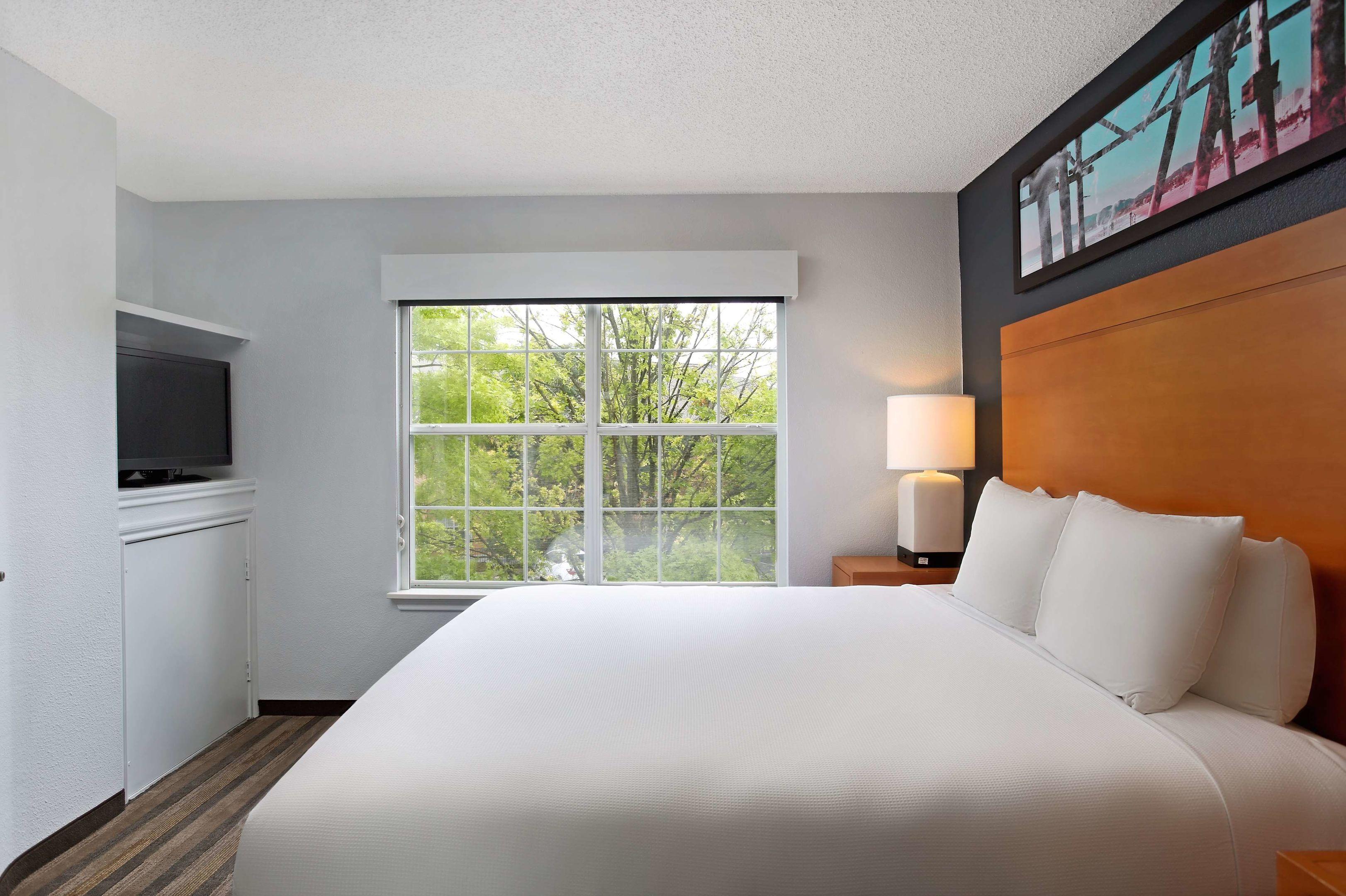Hyatt House Austin/Arboretum — photo 5