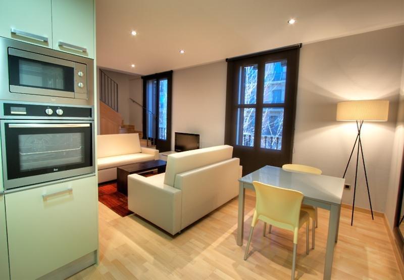 Tamarit Apartments — photo 4