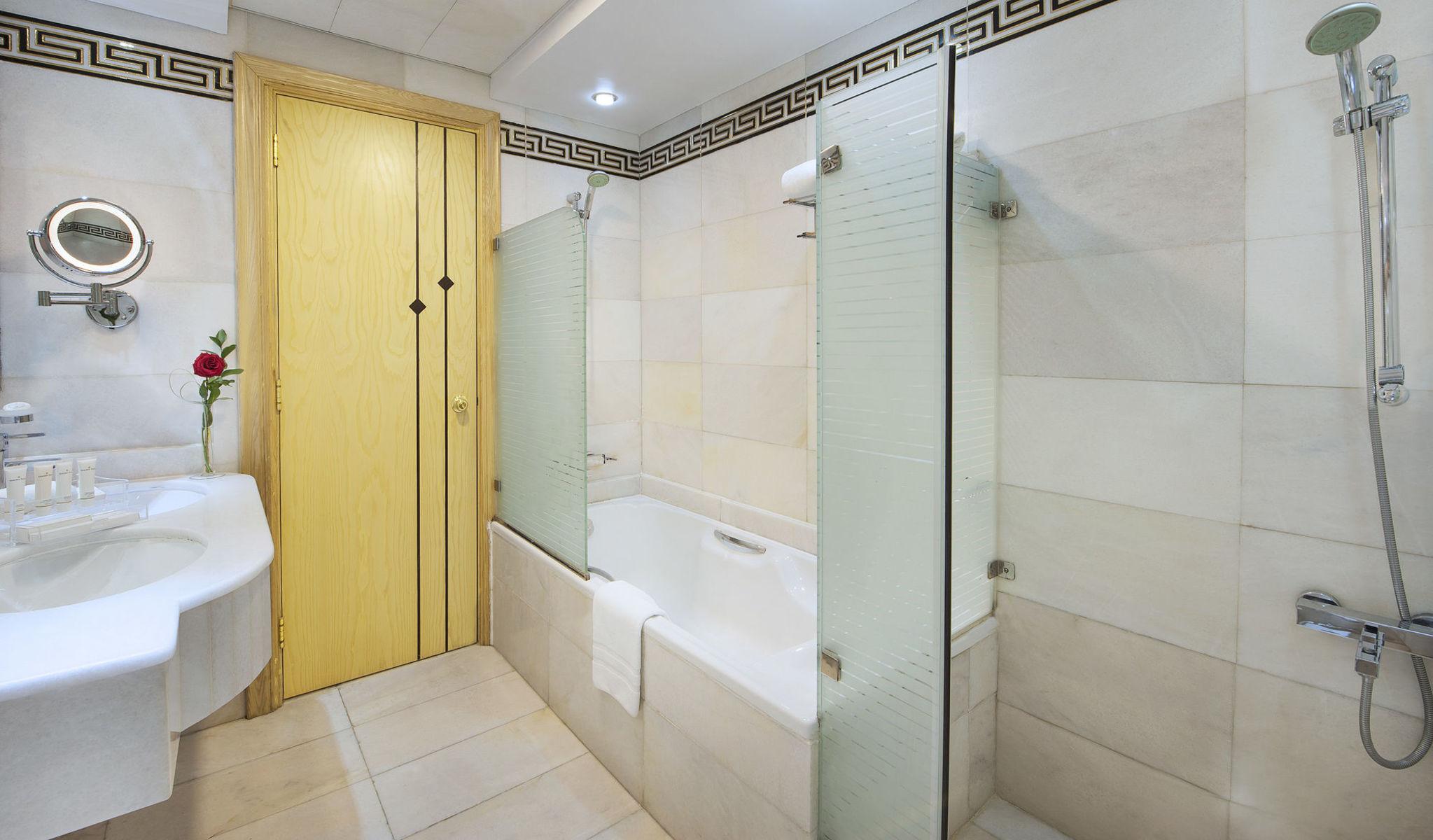 Golden Tulip Media Hotel — photo 5