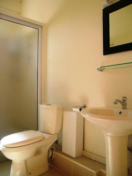 Acacia Apartments — photo 4