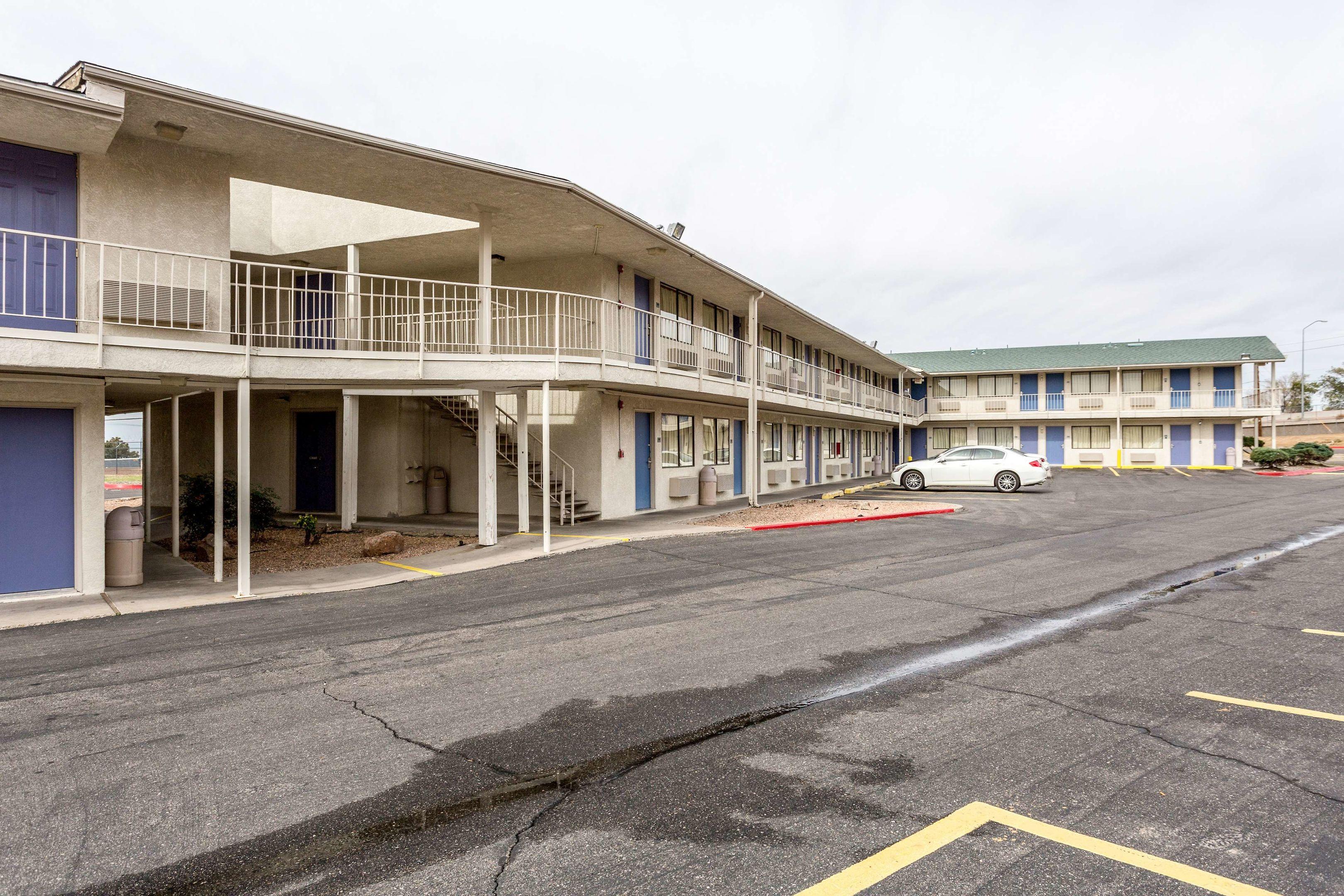 Motel 6 Albuquerque Northeast — photo 4