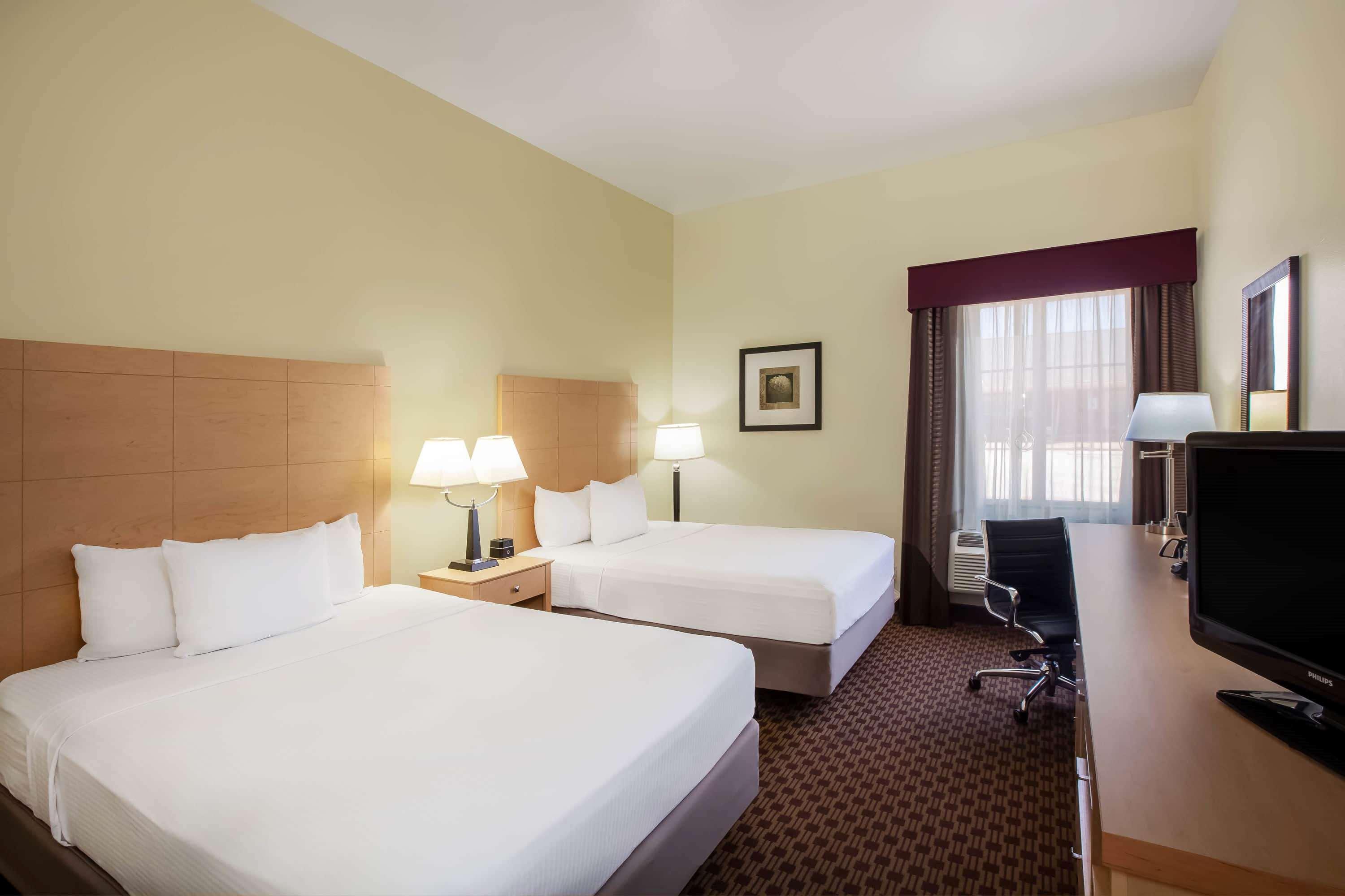 La Quinta Inn & Suites Odessa North — photo 5