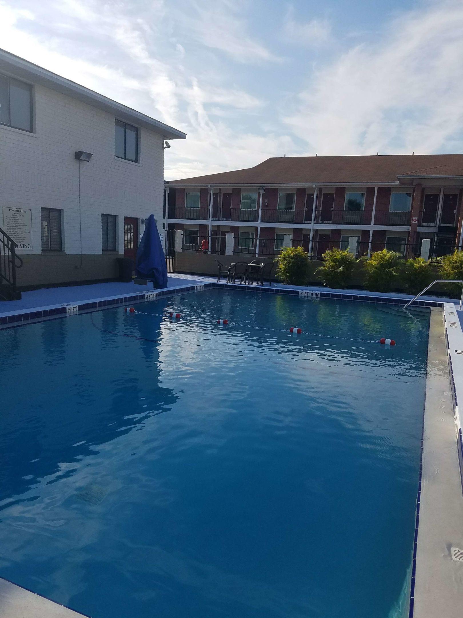 Best Western Space Shuttle Inn — photo 4