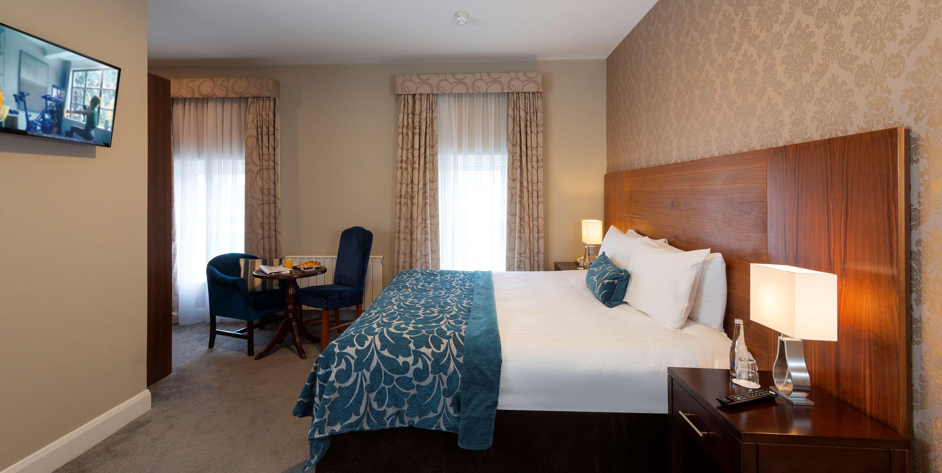 Royal Hotel and Merrill Leisure Club — photo 4