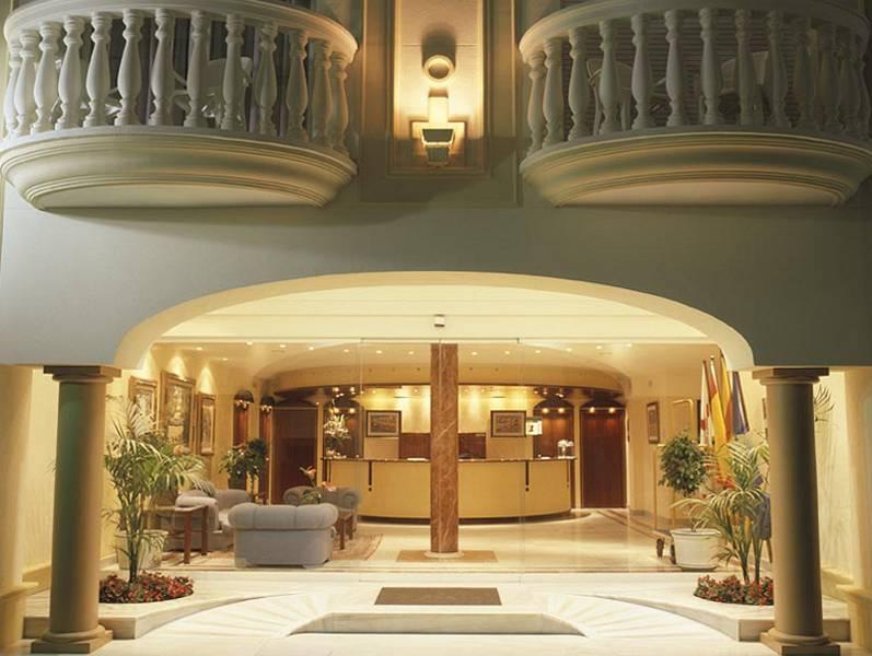 URH Hotel Sitges Playa — photo 5
