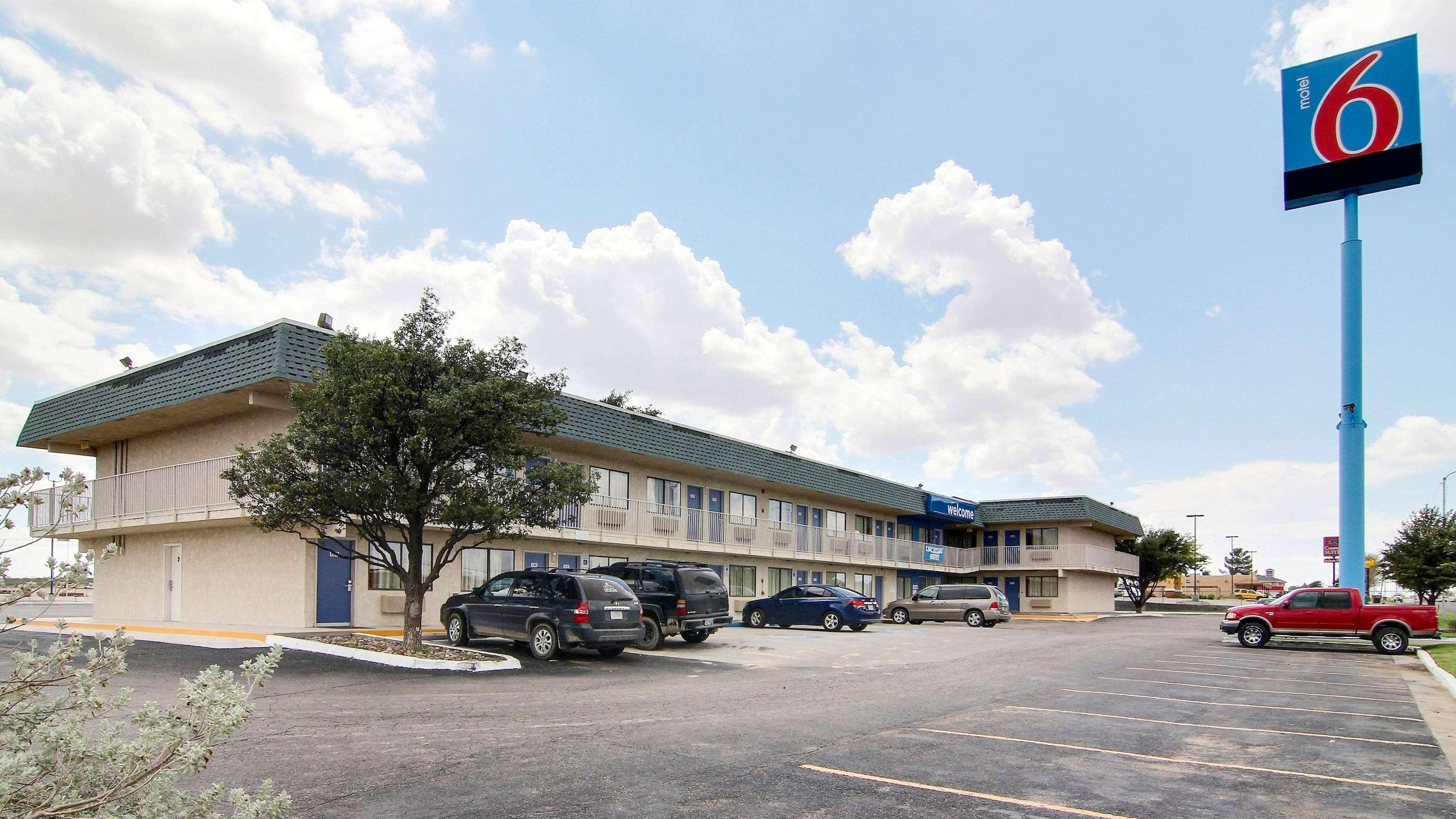 Motel 6 Ft Stockton — photo 4